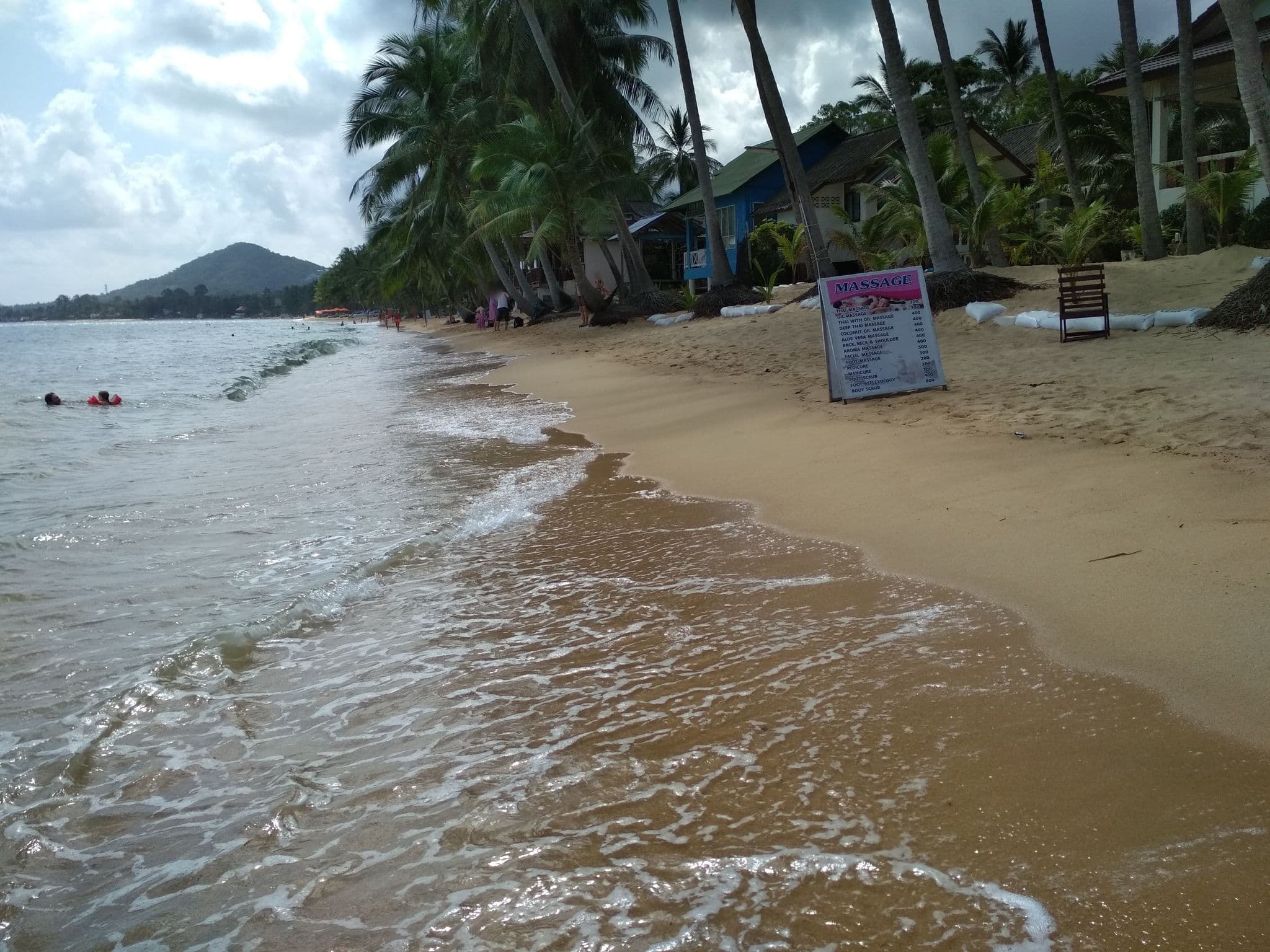 Street view near Palm Point Village, Ko Samui