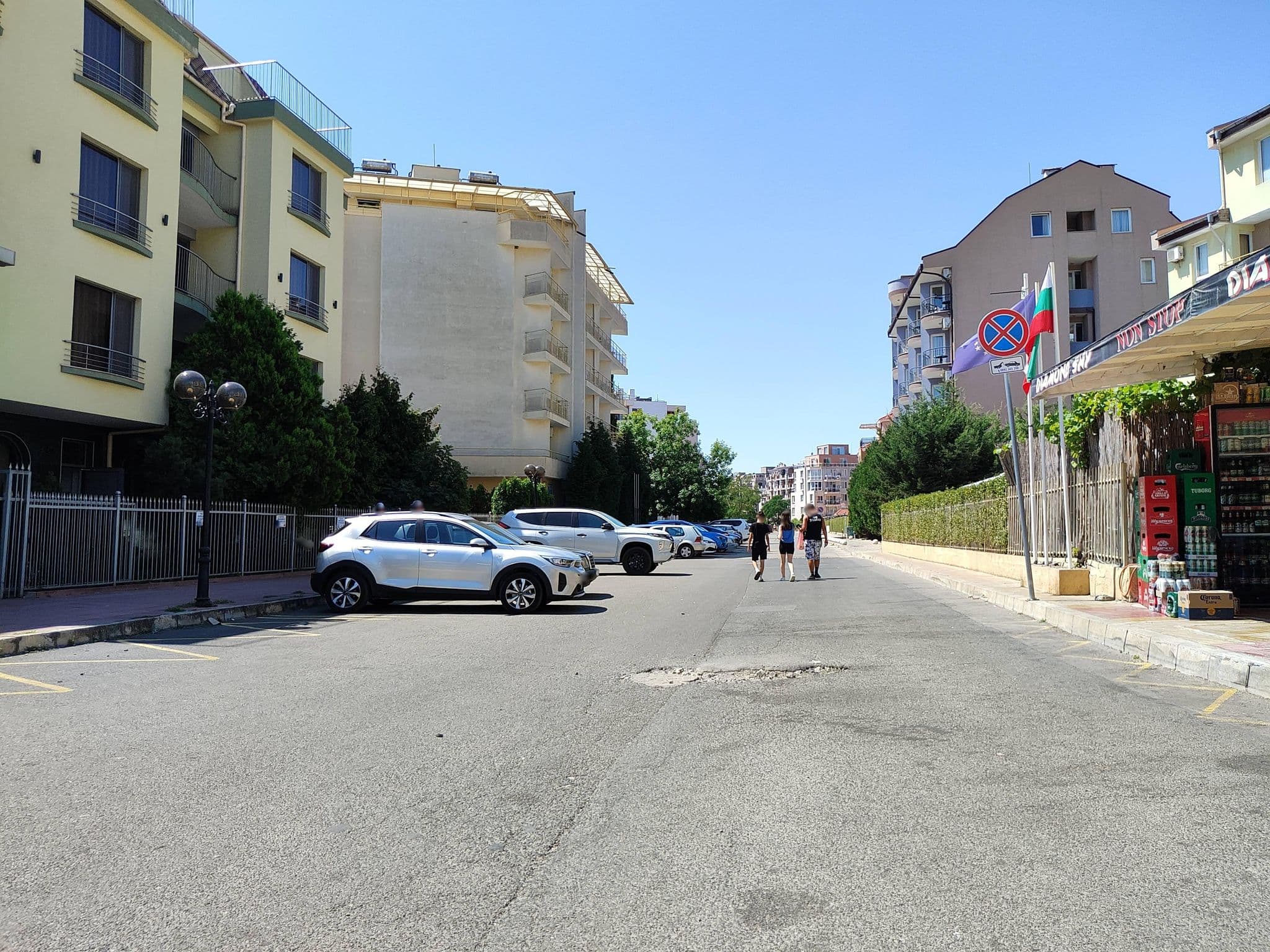 Street view near Mariner's Hotel, Sveti Vlas