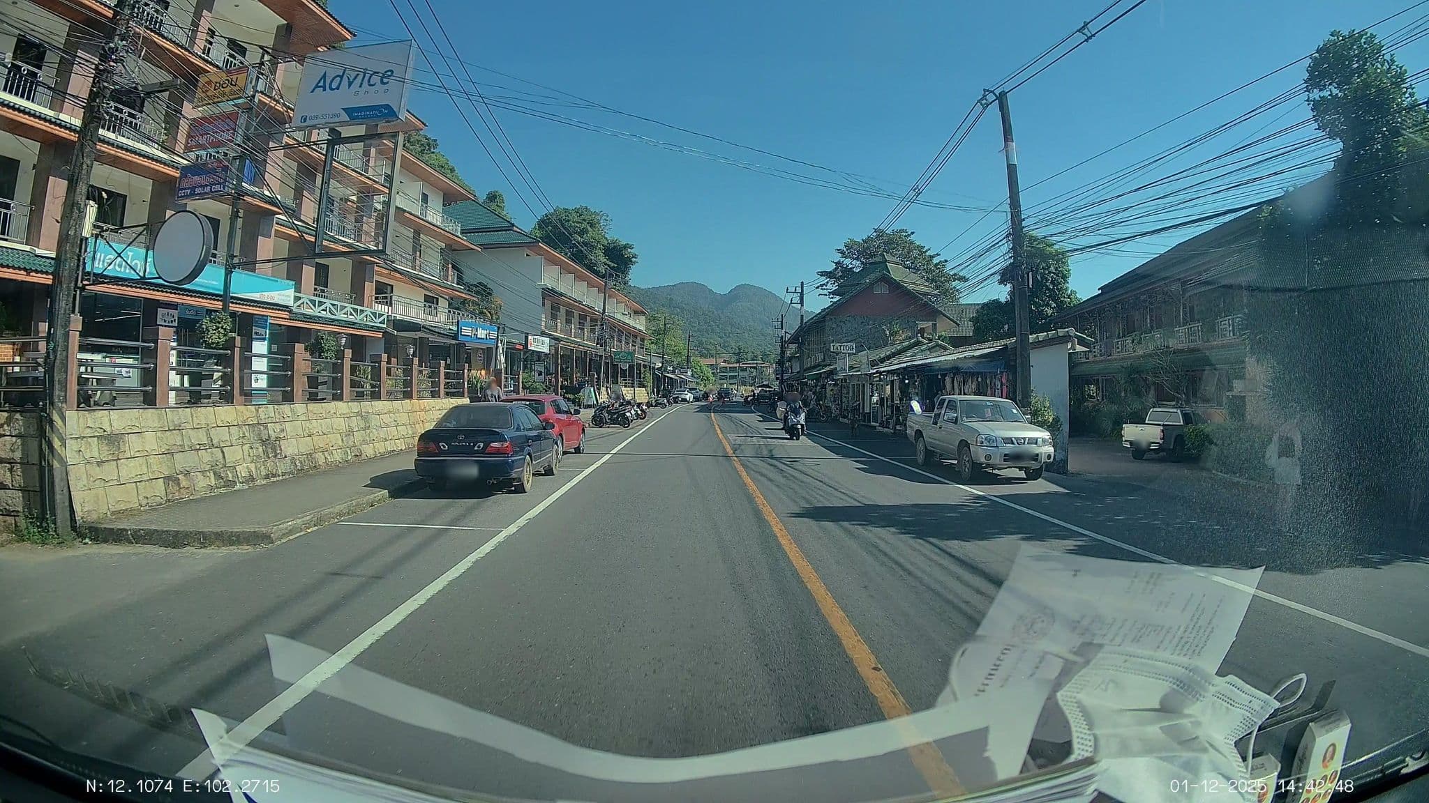 Street view near White Sands Princess Hotel, Ko Chang