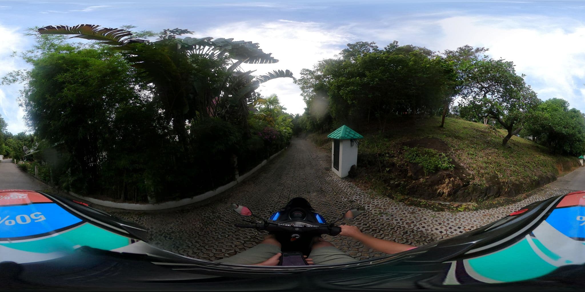 Street view near Ban Fuang Fah, Ko Samui