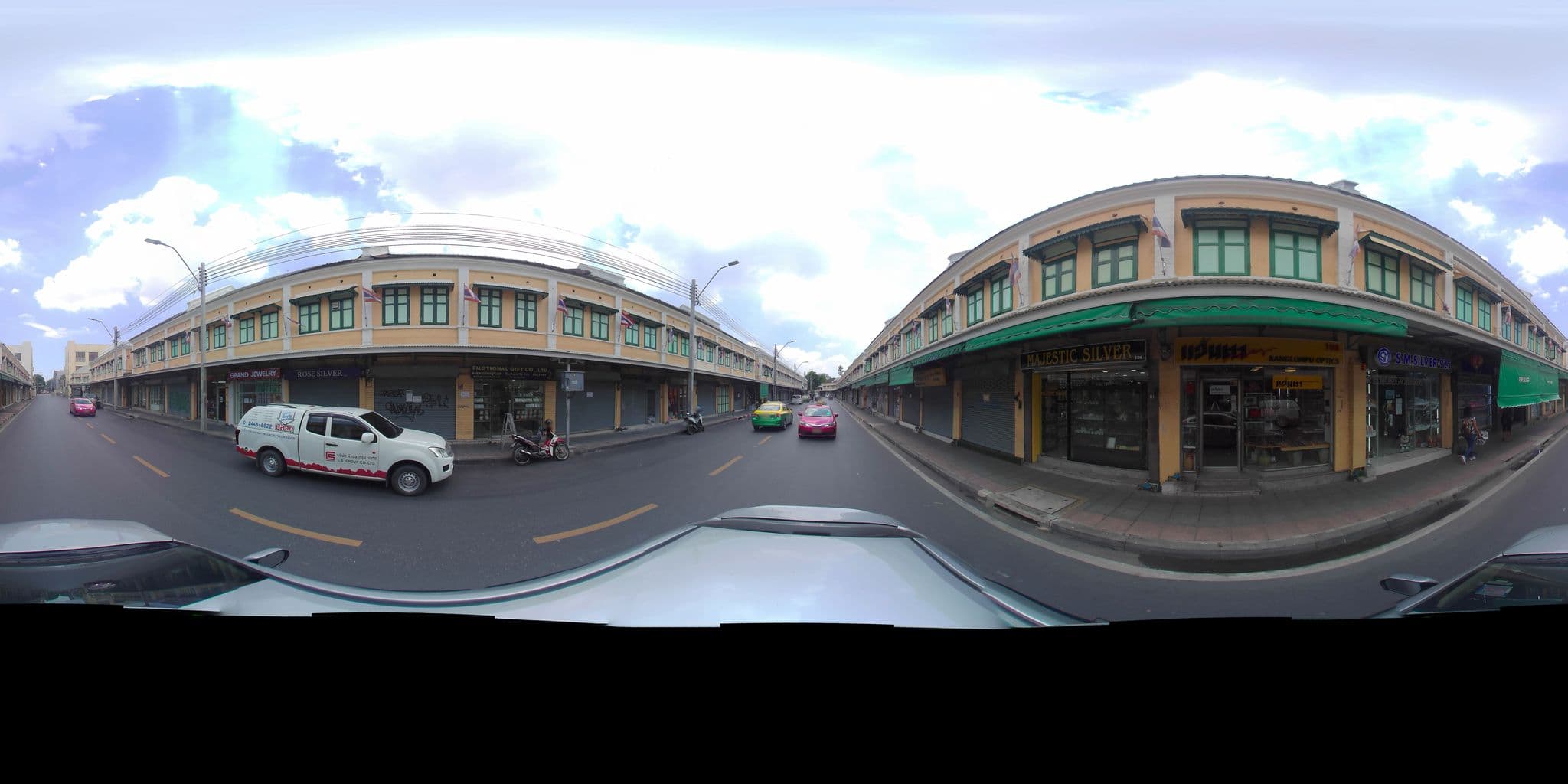 Street view near At Home Guest House, Bangkok — © P05466 (CC BY-SA · Mapillary)