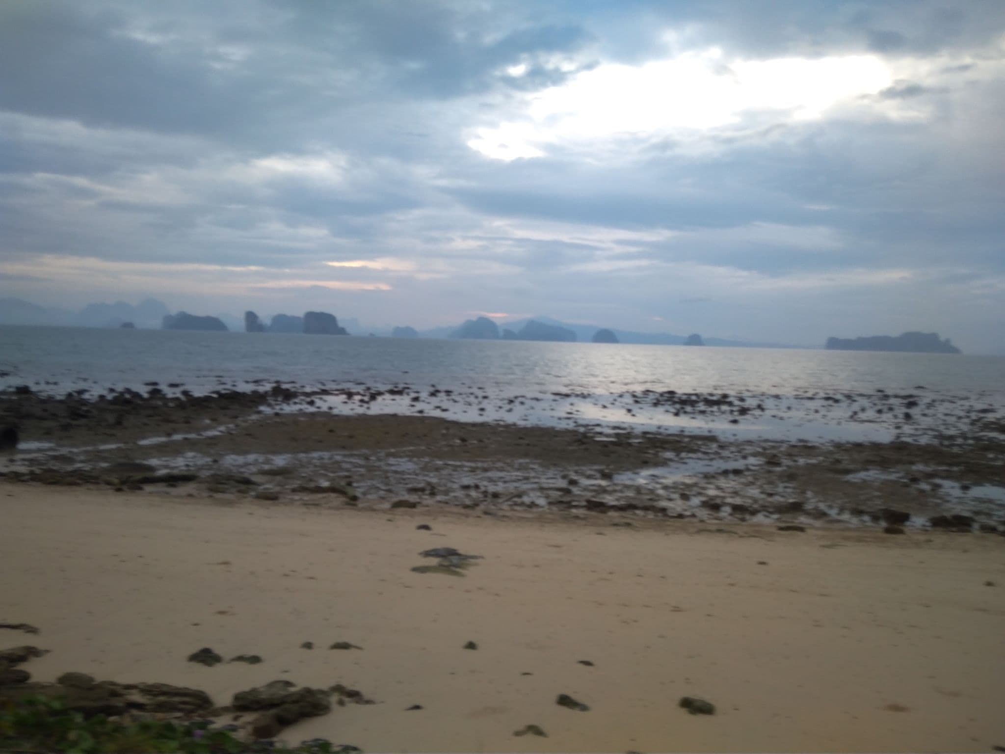 Street view near Koyao Island Resort, Ban Phru Nai