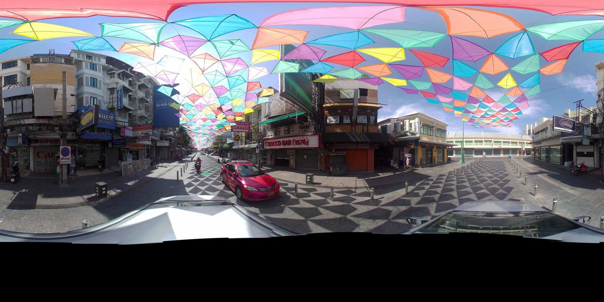Street view near Dio, Bangkok — © P05466 (CC BY-SA · Mapillary)