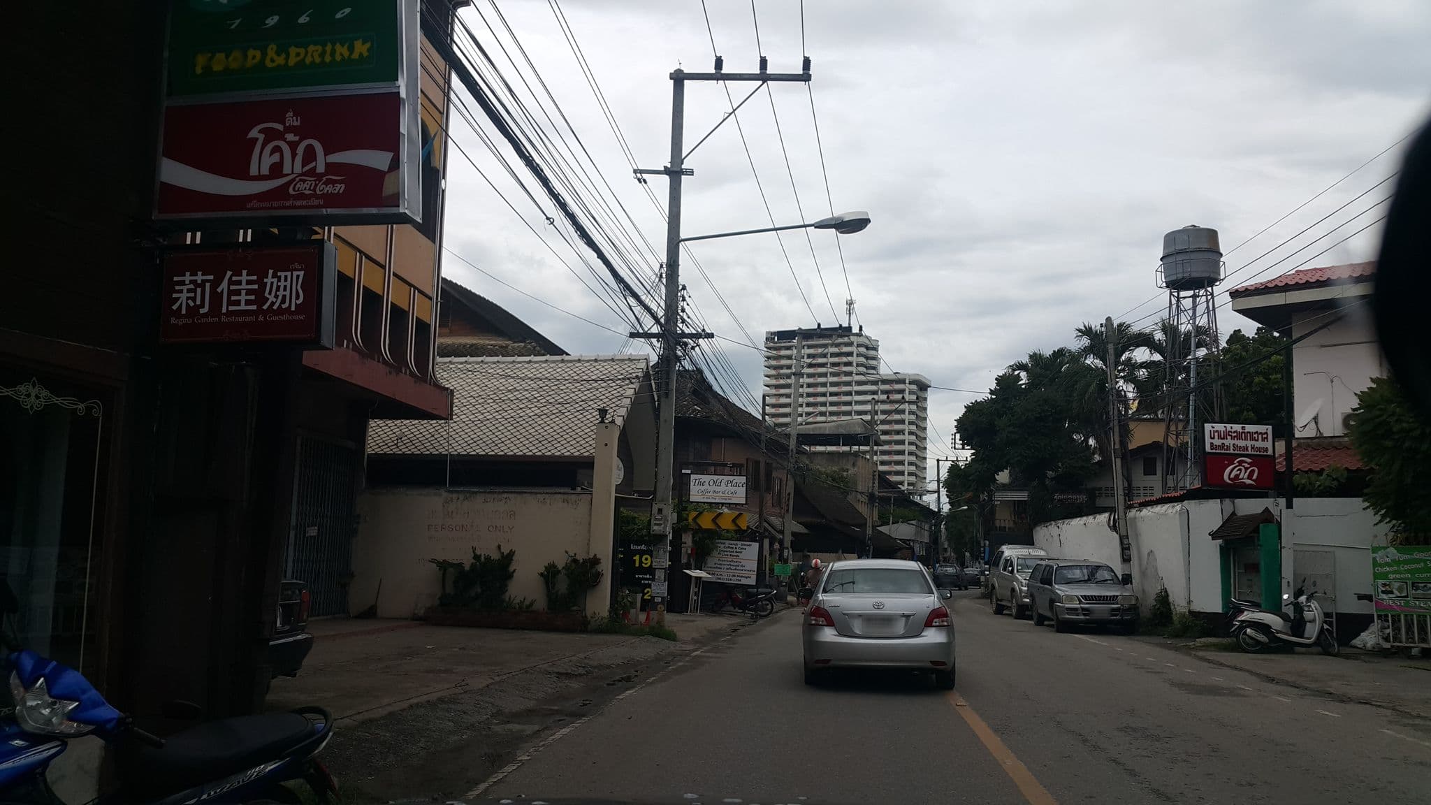 Street view near Regina Riverside, Chiang Mai
