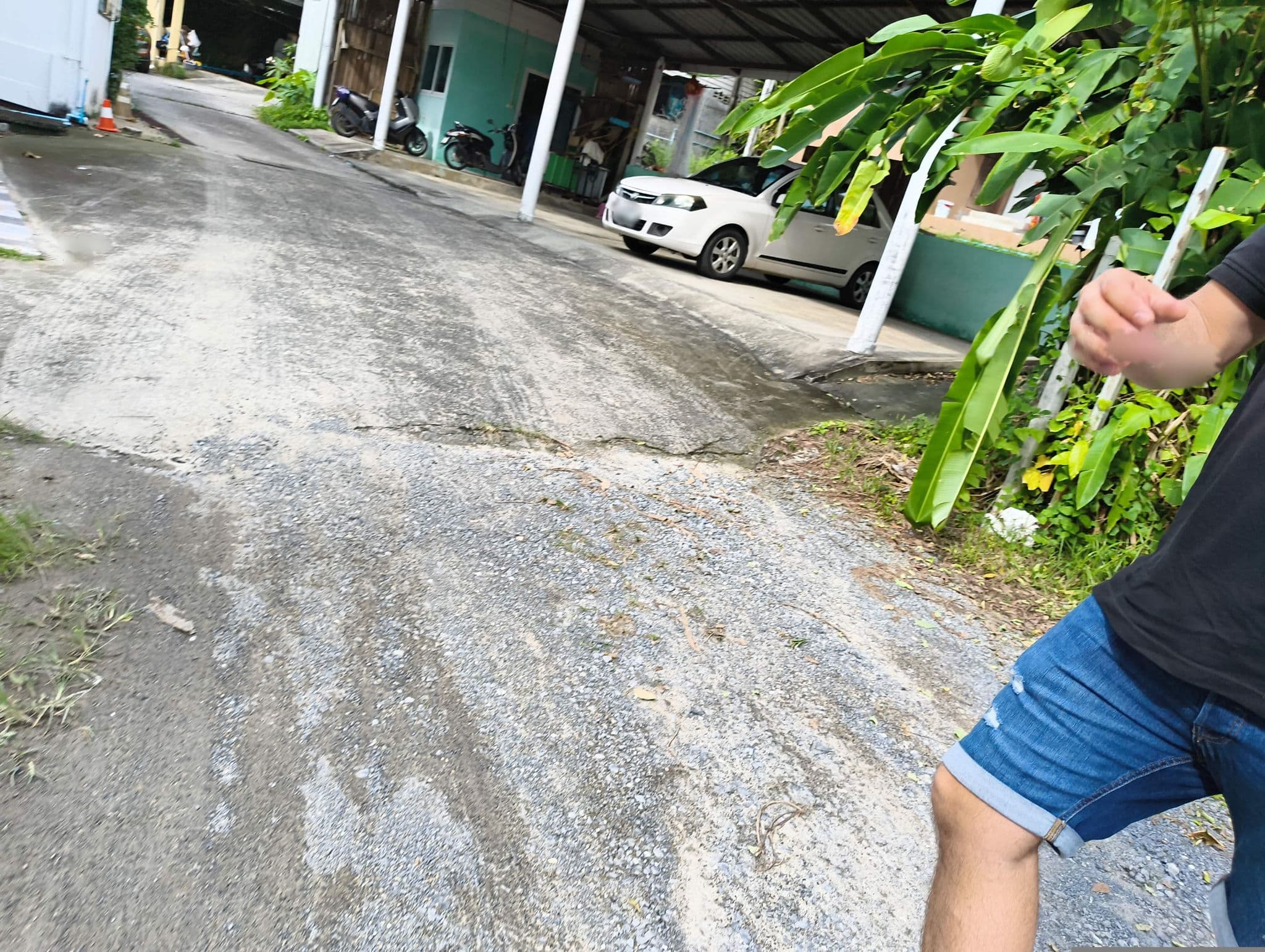 Street view near Cloud 19 Beach Retreat, Ban Chalong — © marcuscalabresus (CC BY-SA · Mapillary)