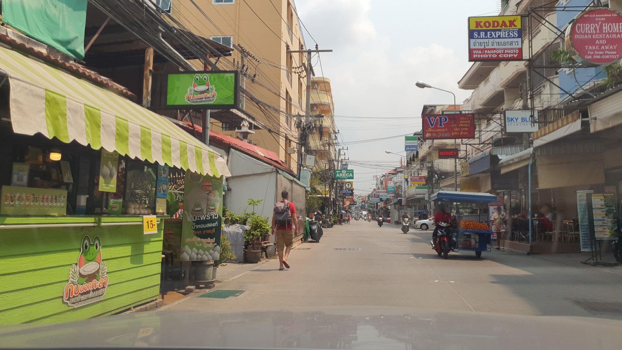 Street view near 18 Coins Inn, Pattaya