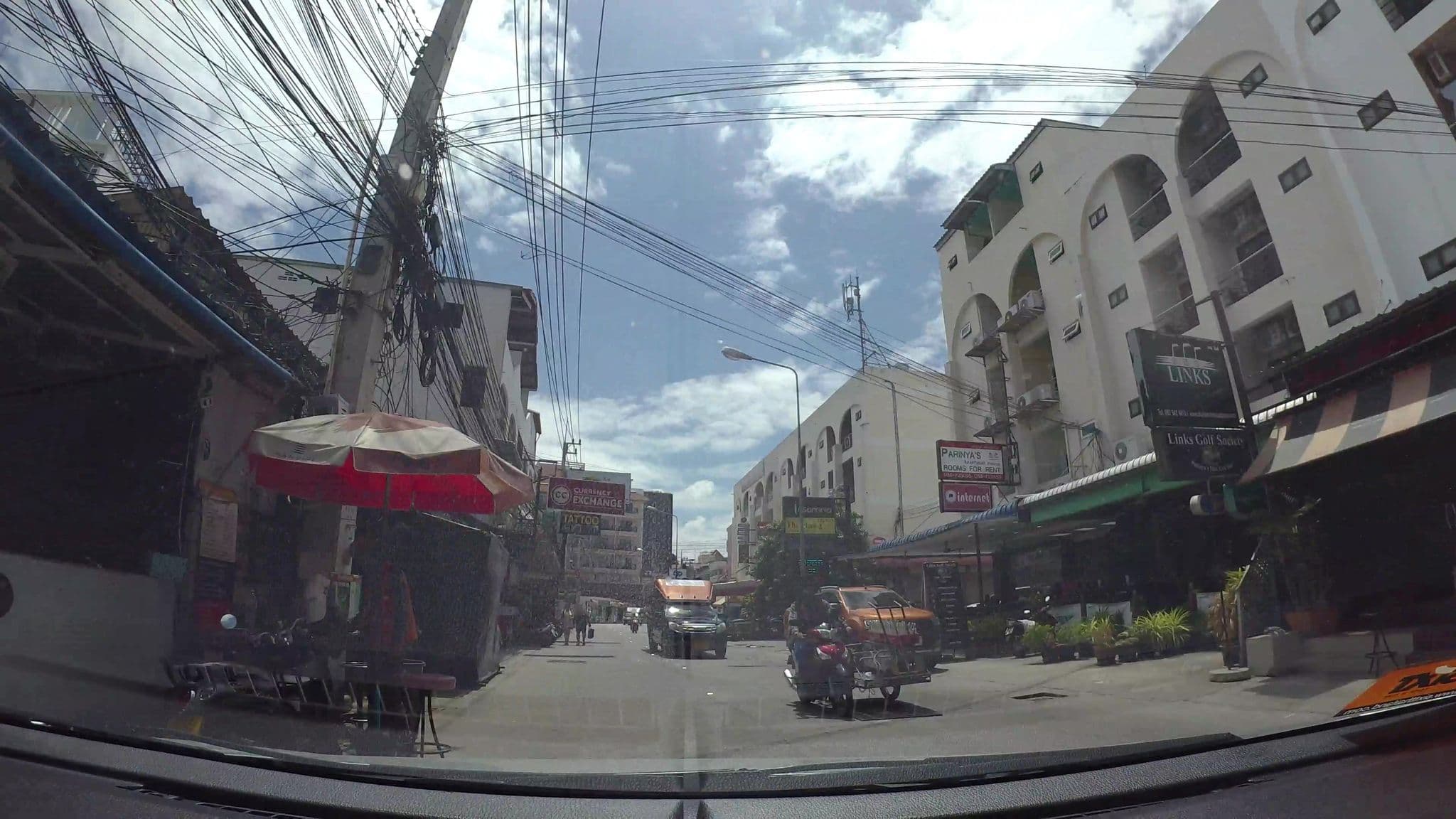 Street view near Appleenies Hotel, Pattaya