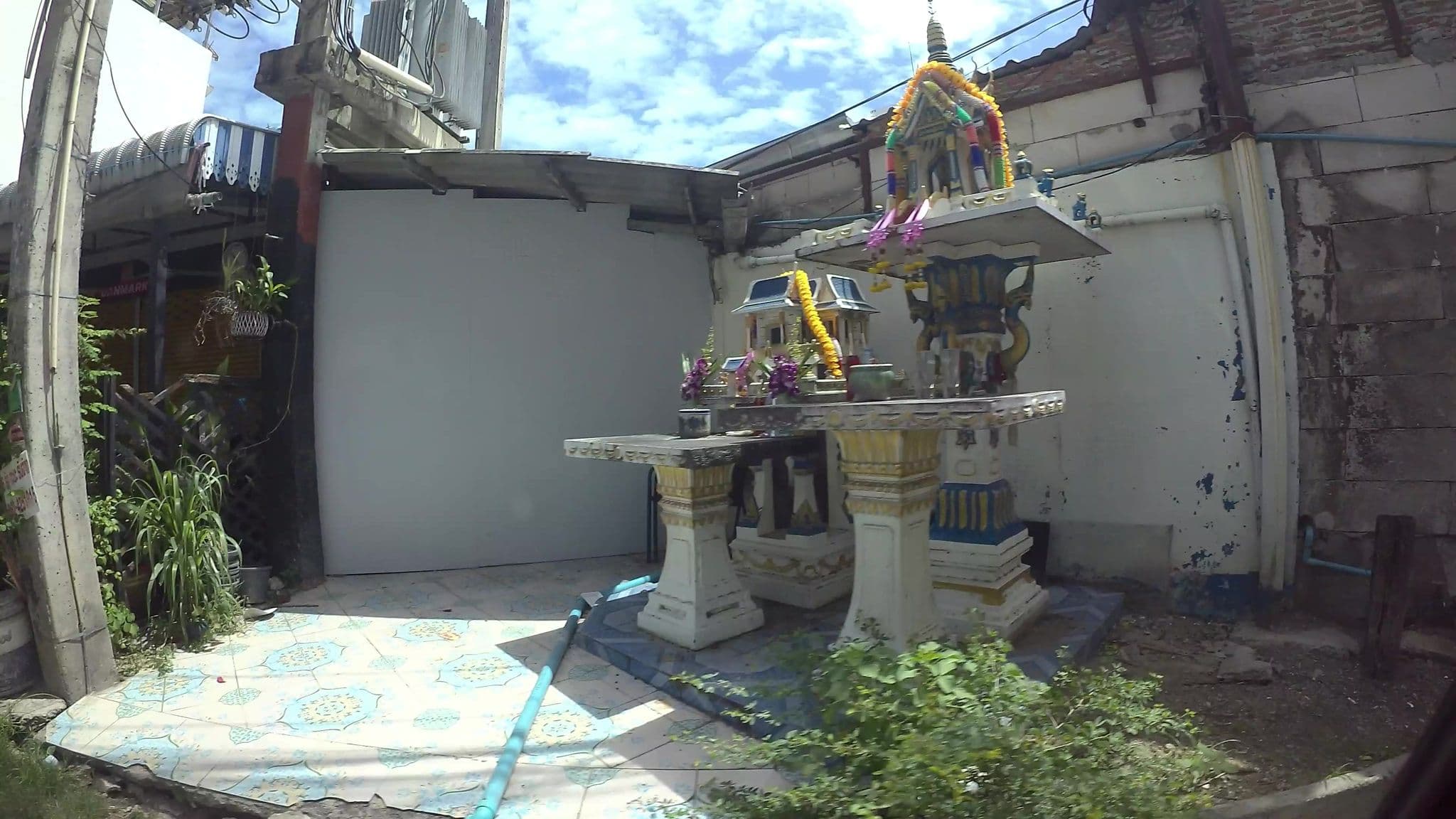 Street view near Swiss Apartment, Pattaya