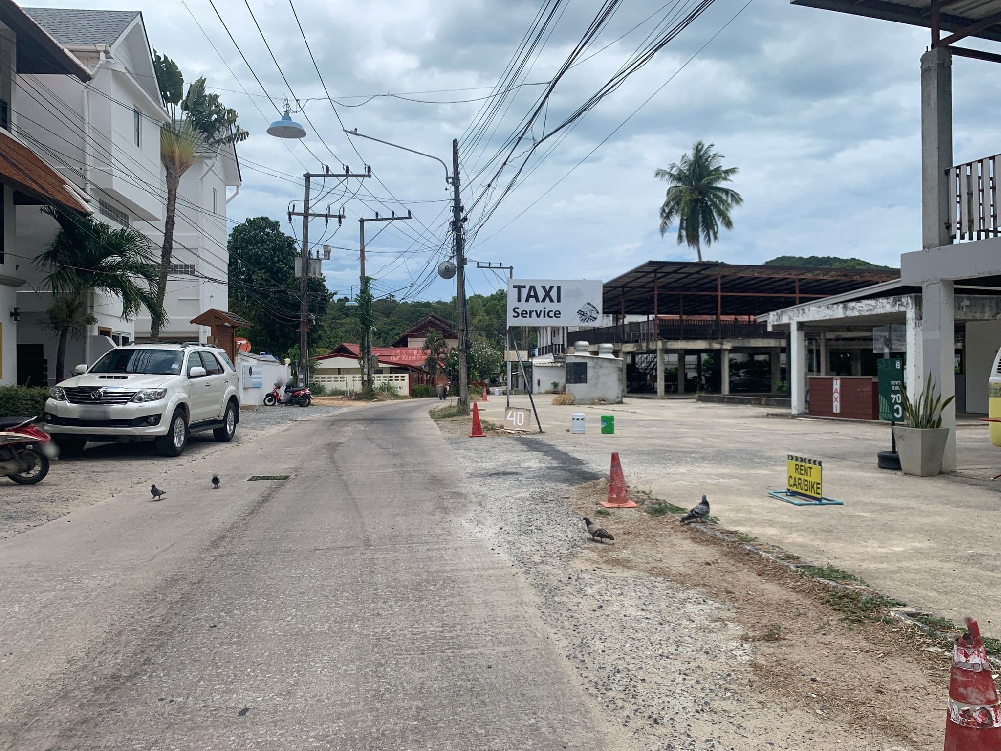 Street view near Baan Bophut Beach Hotel, Ko Samui