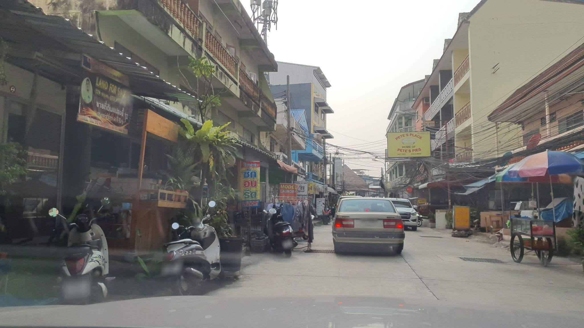 Street view near Rose Apartment, Pattaya