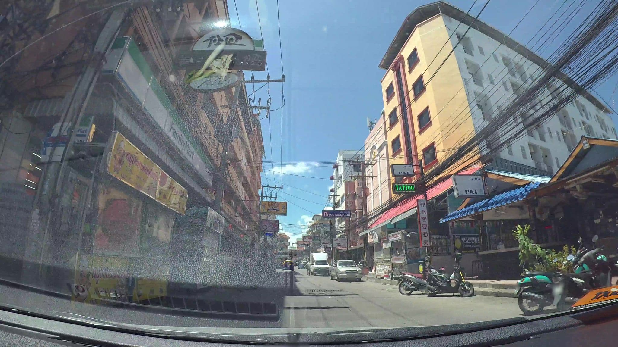 Street view near Nemo's Guesthouse, Pattaya