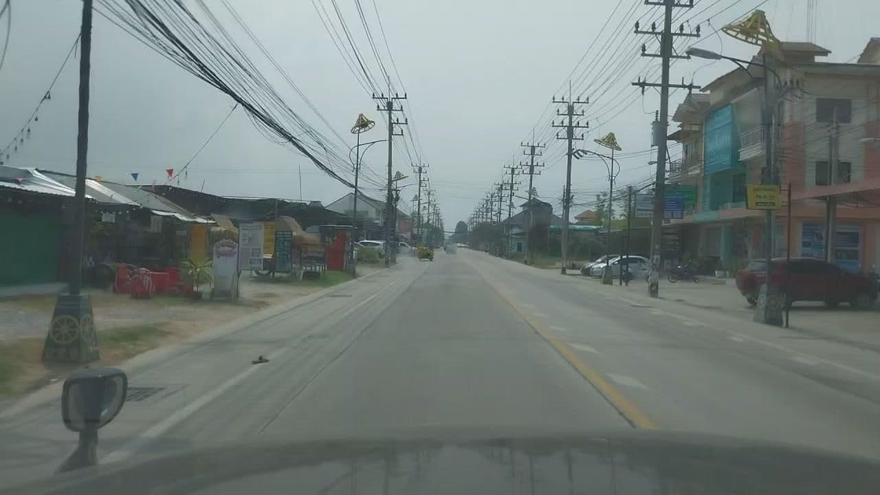Street view near Win's Suite, Pattaya