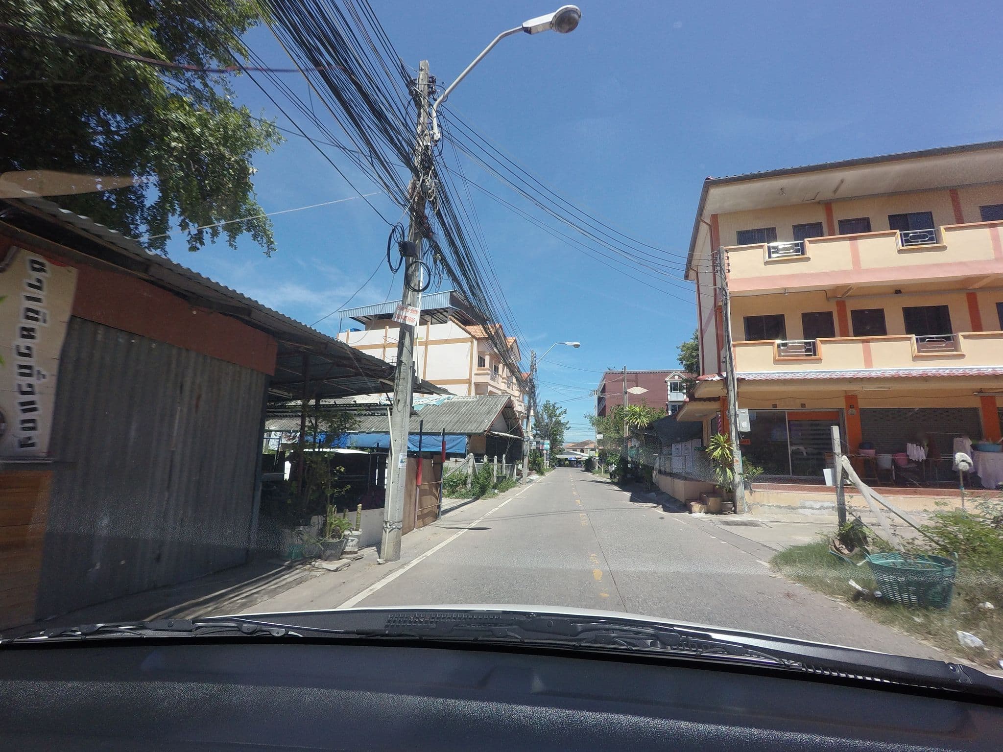Street view near Big Bang Apartment, Pattaya