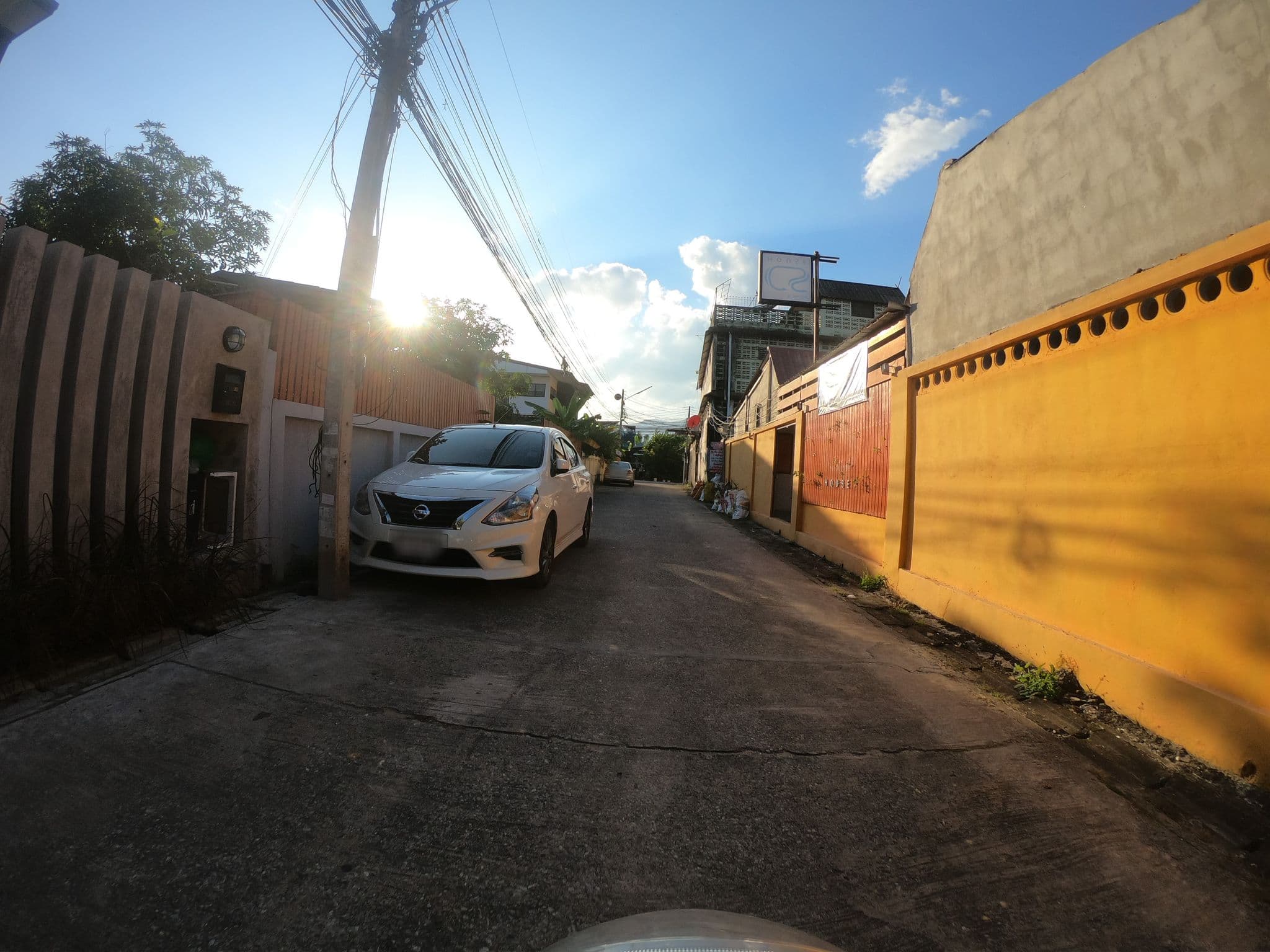 Street view near Wood House, Chiang Mai — © chanuwath_grab (CC BY-SA · Mapillary)