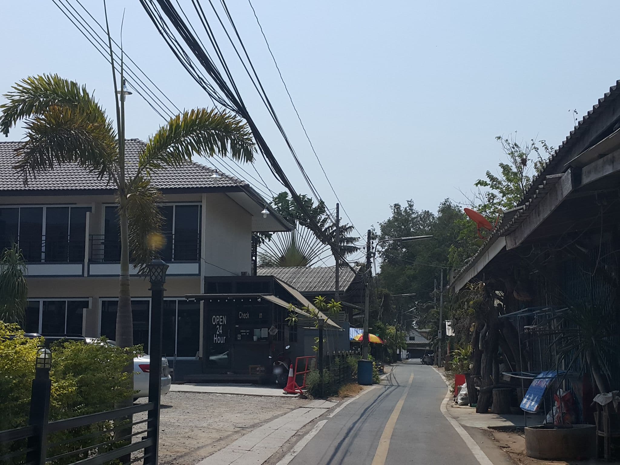 Street view near Rainbow Lodge, Kanchanaburi — © jrcarlsen (CC BY-SA · Mapillary)