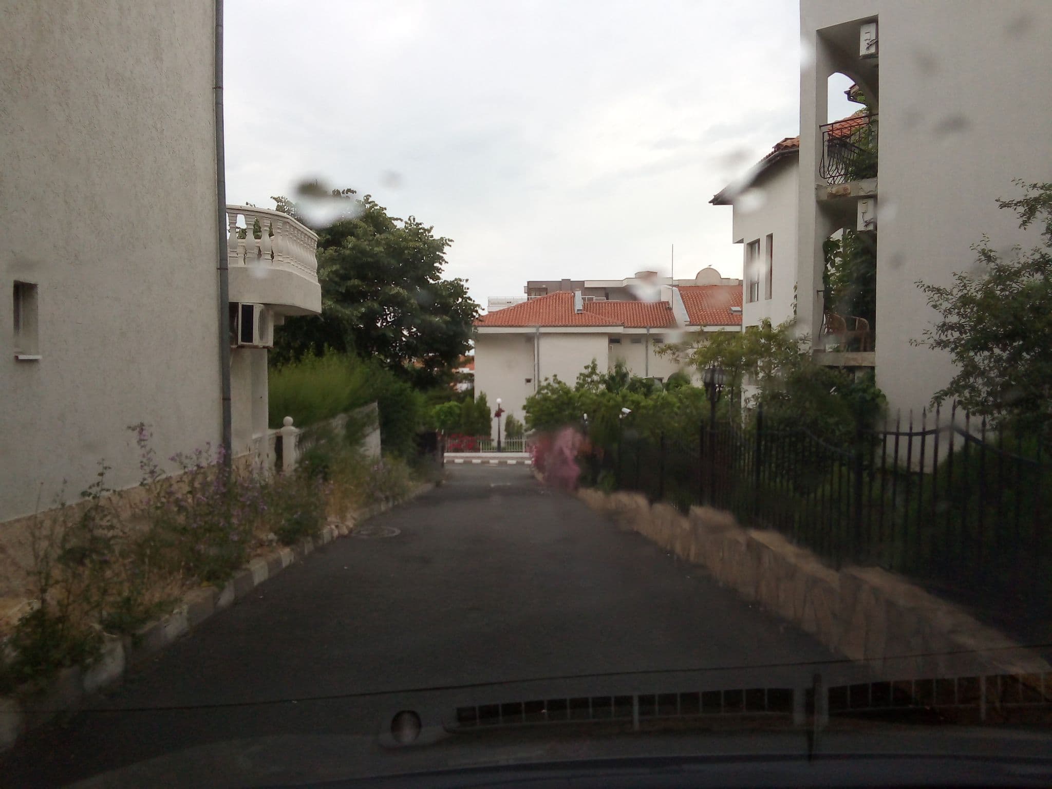 Street view near Лазур II, Sveti Vlas