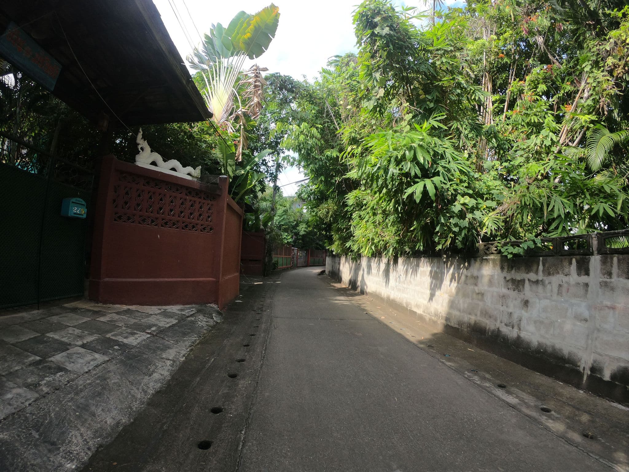 Street view near More Relax, Chiang Mai — © chanuwath_grab (CC BY-SA · Mapillary)