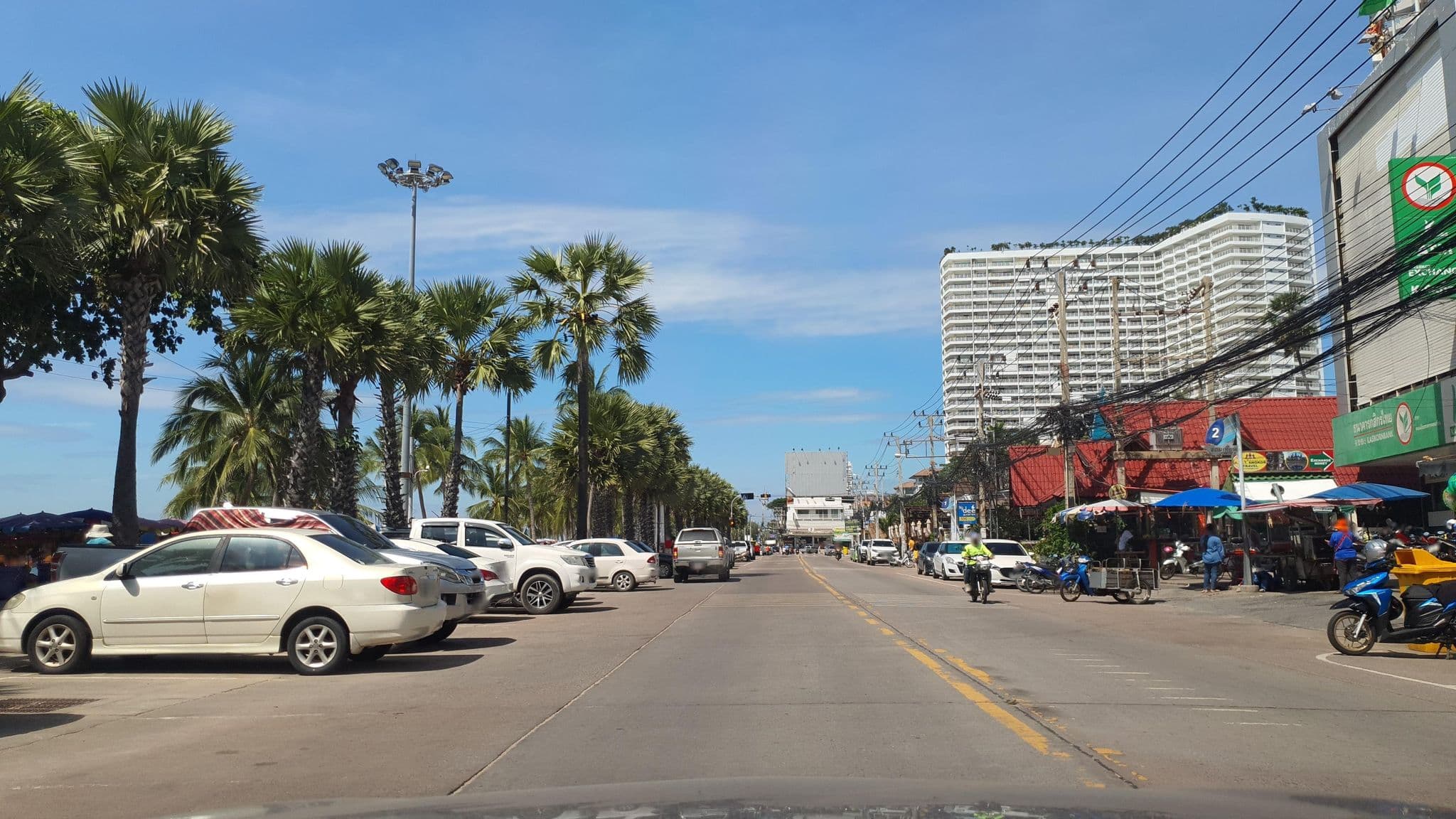 Street view near Vickan's Guesthouse, Pattaya