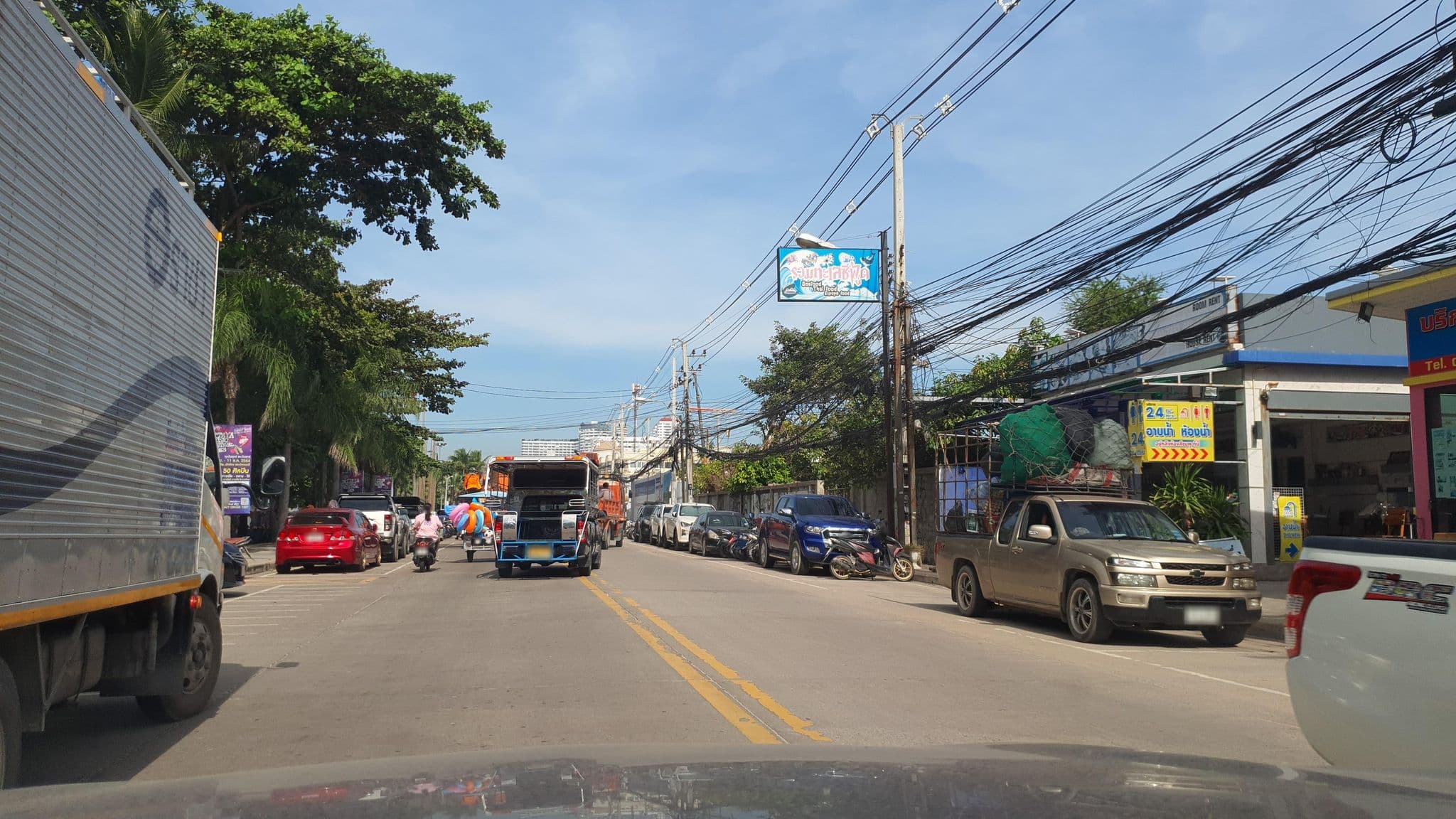 Street view near Wilai Guest House, Pattaya