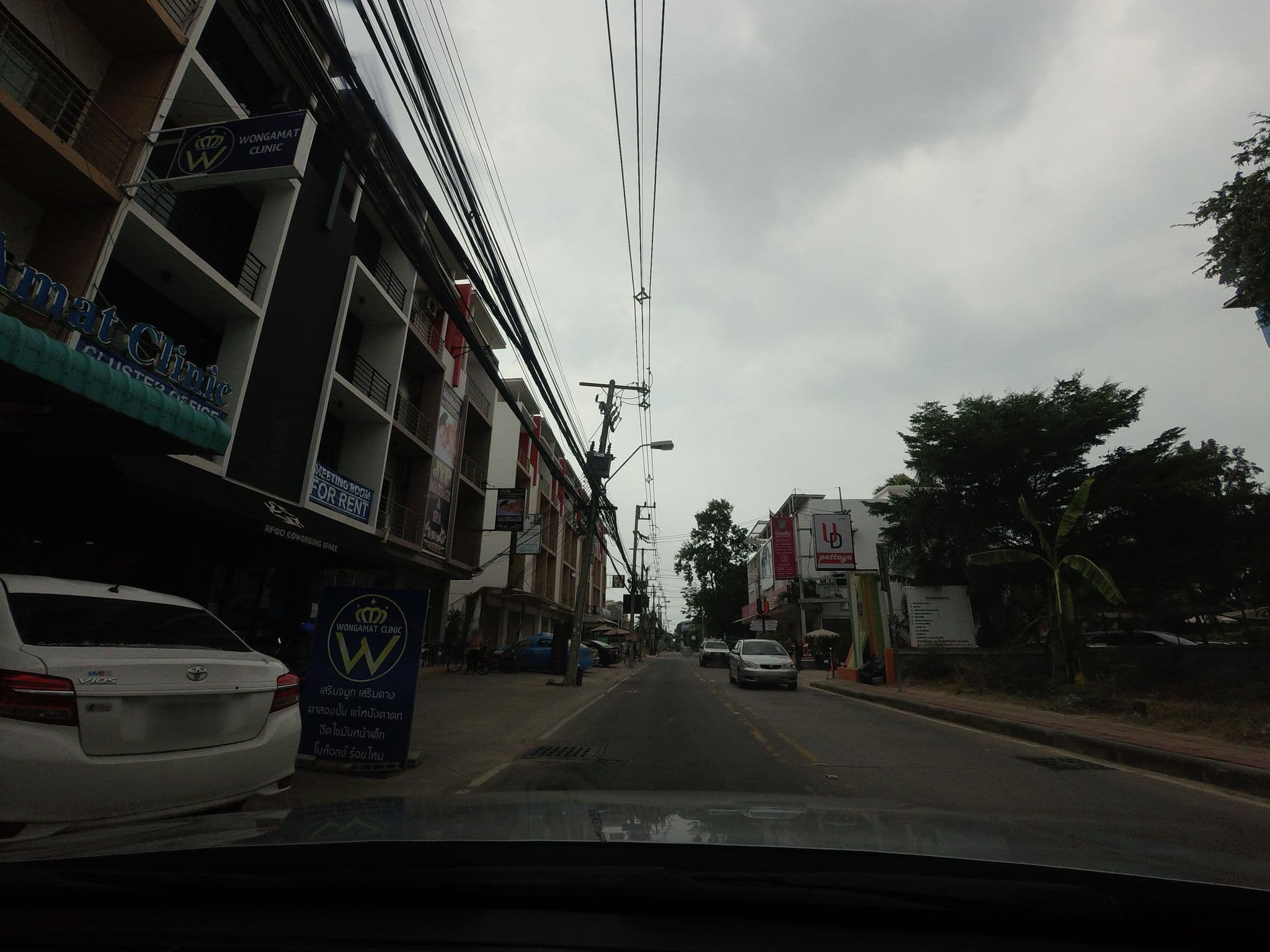 Street view near Arya Guesthouse, Pattaya