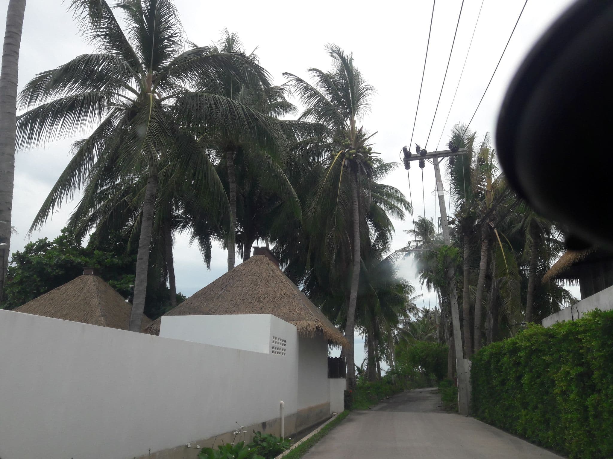 Street view near Jasmine & Tea House, Ko Samui — © jirayoot (CC BY-SA · Mapillary)