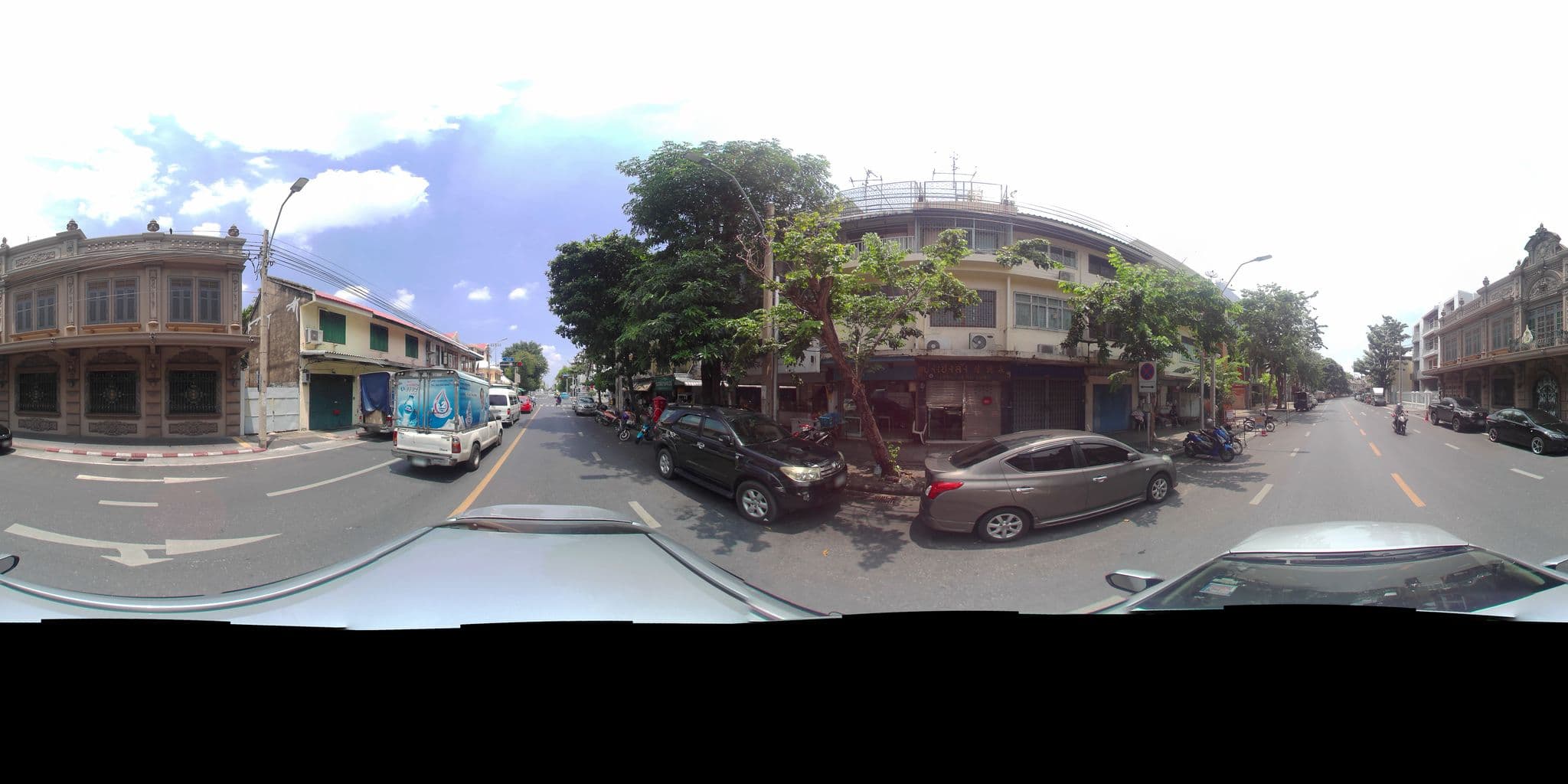 Street view near Villa phra sumen, Bangkok — © P05466 (CC BY-SA · Mapillary)