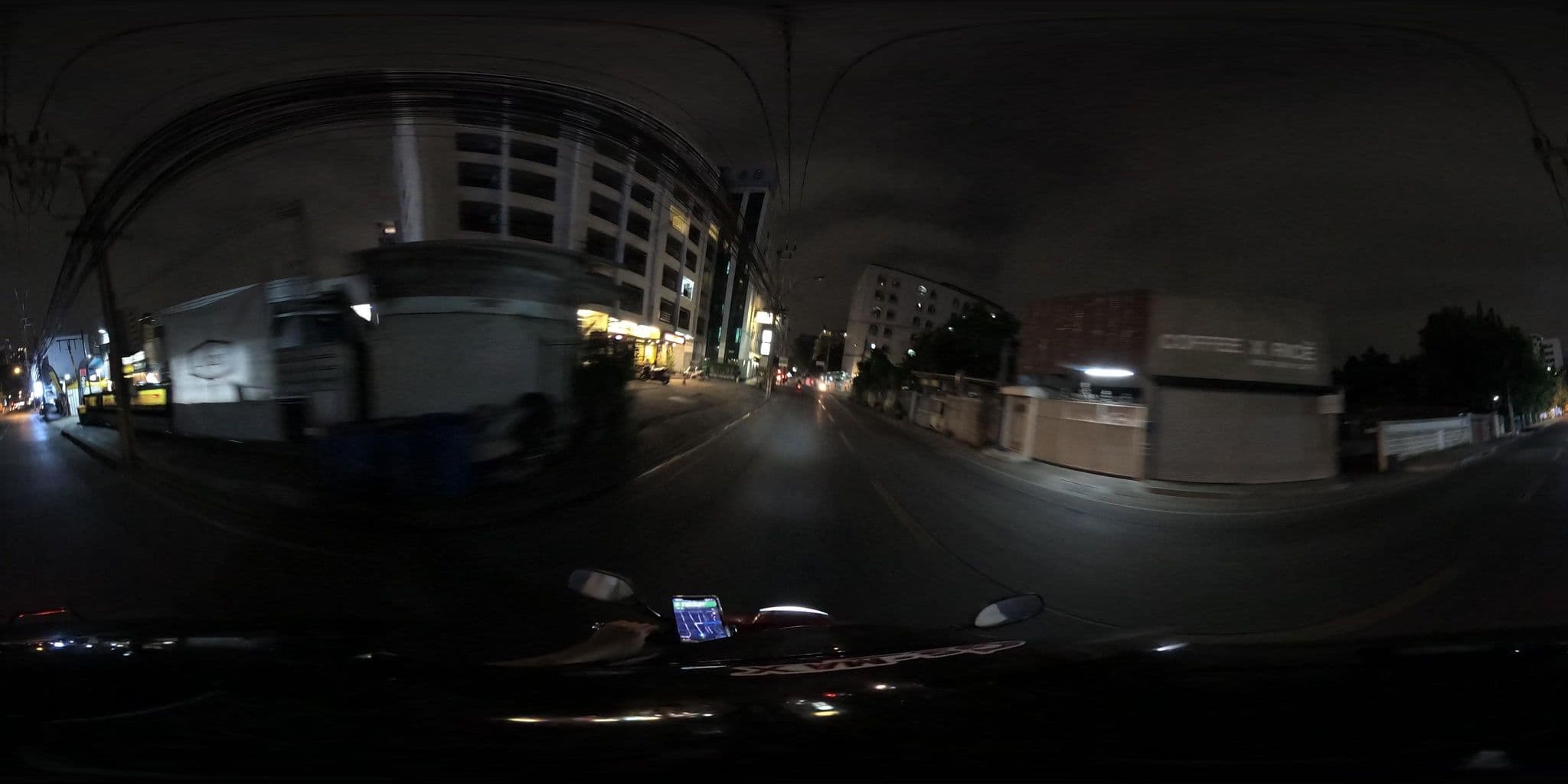 Street view near bangkok 68, Din Daeng — © NatchaponJ (CC BY-SA · Mapillary)