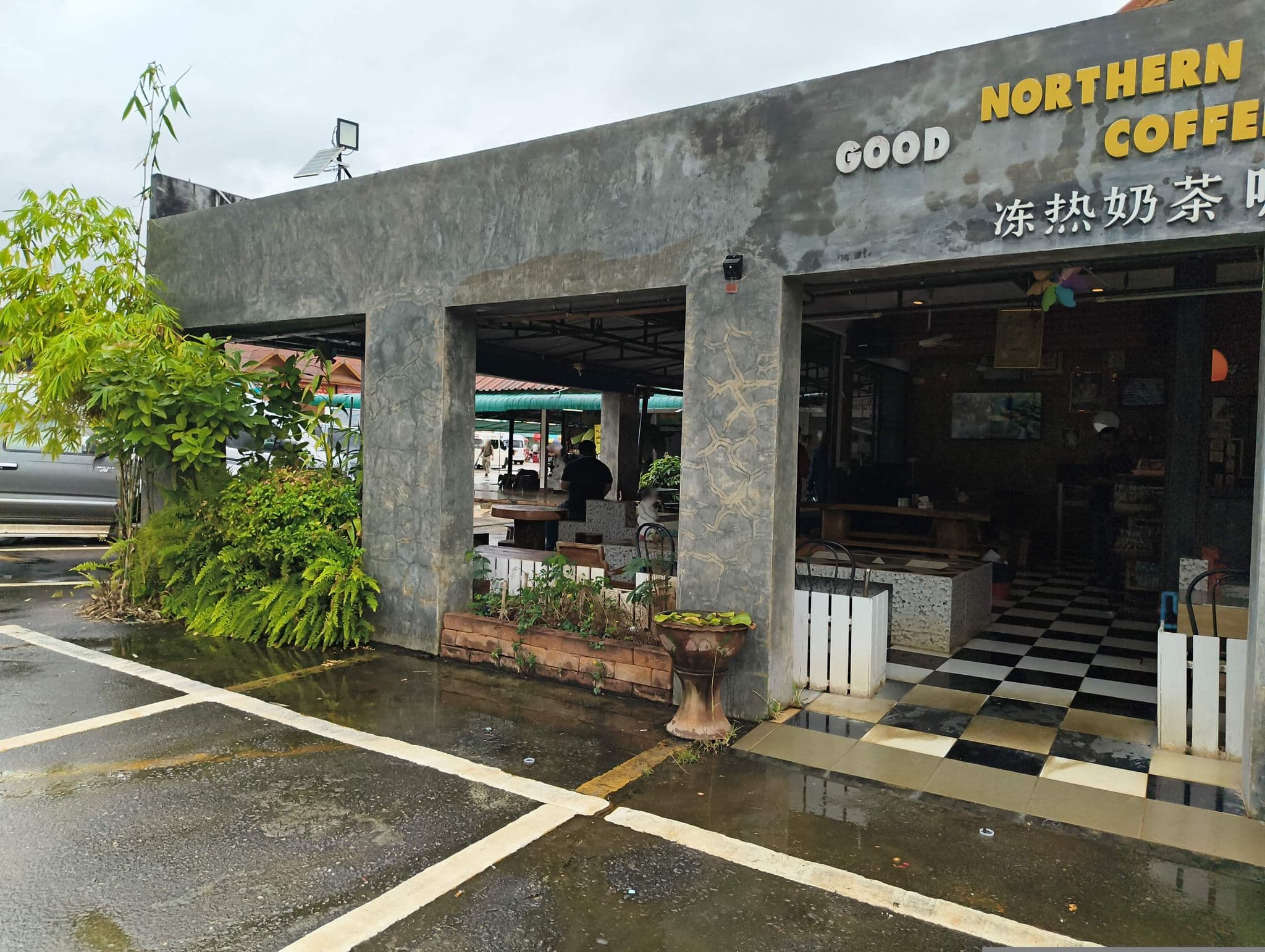 Street view near Hot Spring House Resort, Ban Mae Waen — © marcuscalabresus (CC BY-SA · Mapillary)
