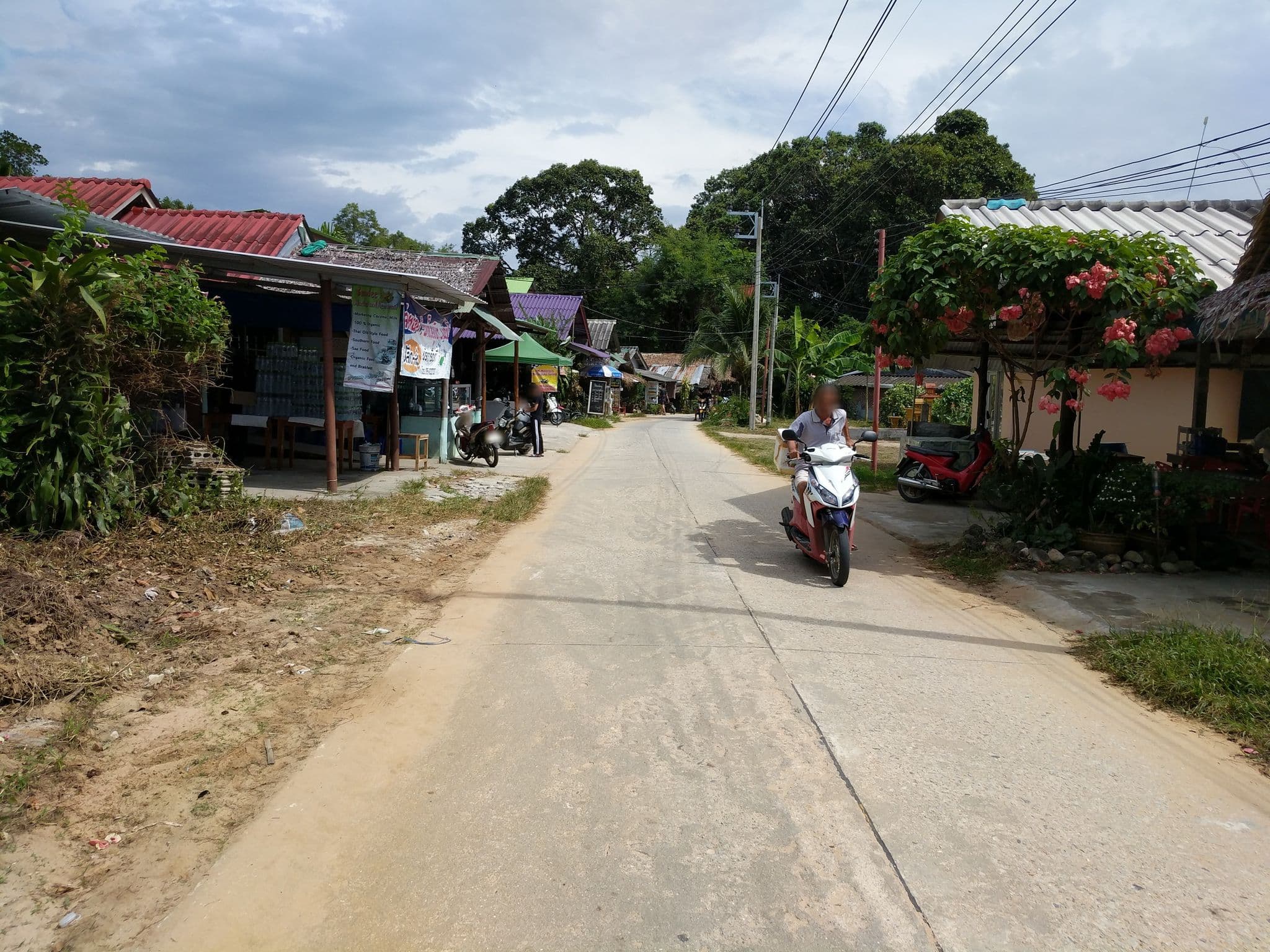 Street view near Rasta garden, Ranong