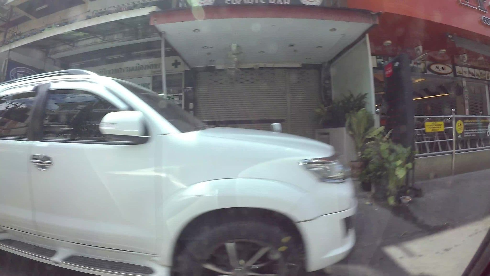 Street view near Hollanda Guesthouse, Pattaya
