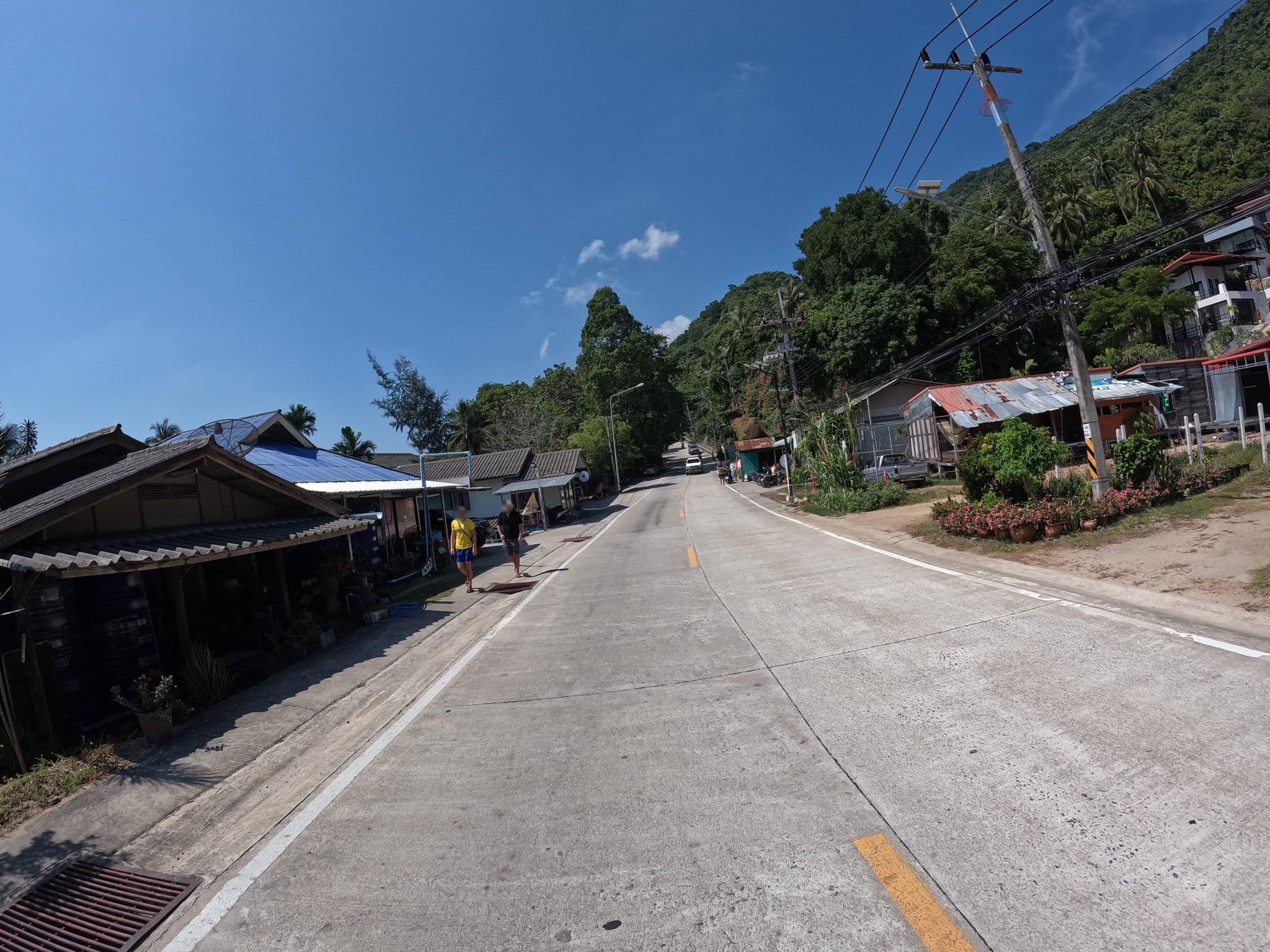 Street view near Man Bungalows, Ko Pha Ngan