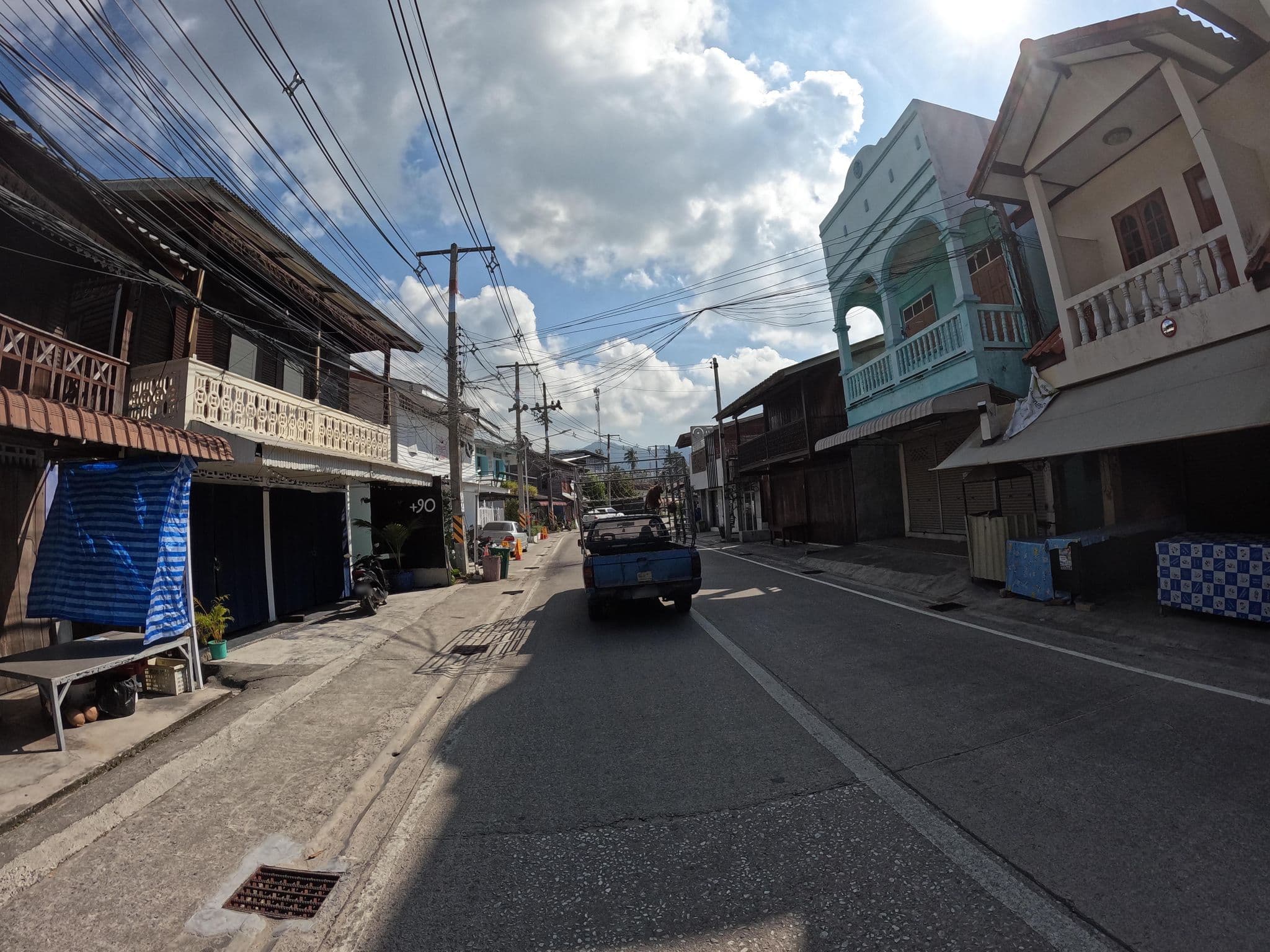 Street view near Sor-Lor-Nor Hostel, Ko Pha Ngan