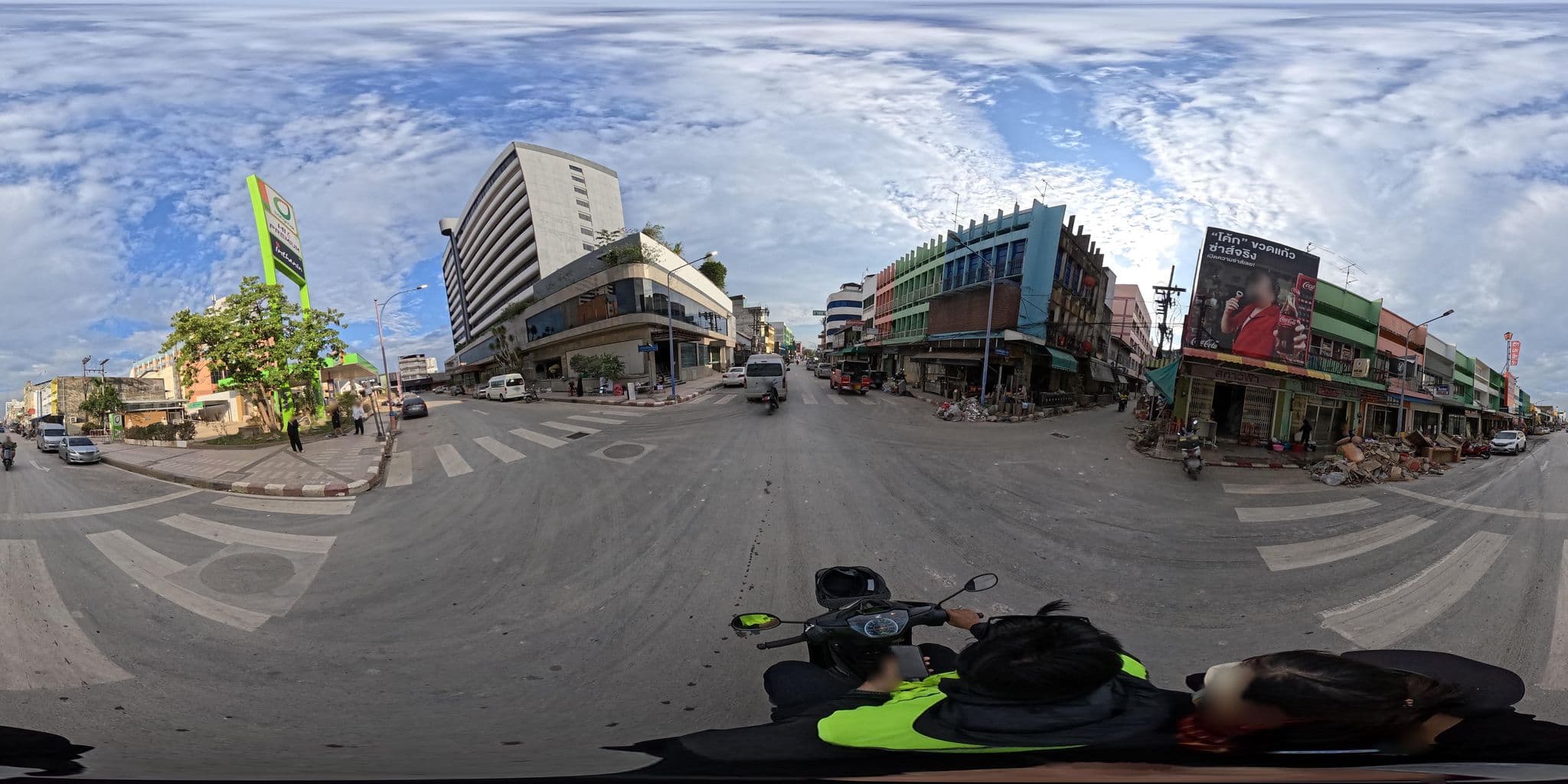 Street view near Lee Garden Hotel, Hat Yai