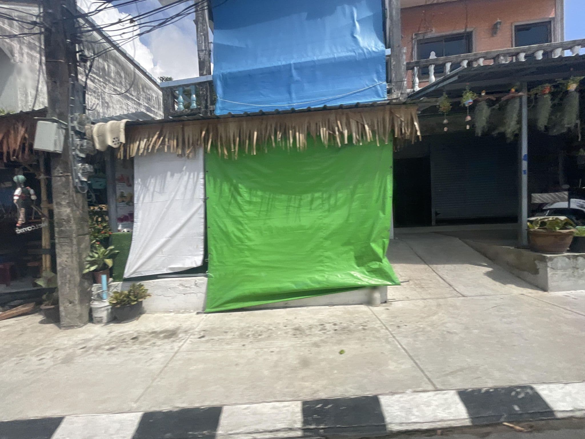 Street view near Kata Beach Studio, Ban Kata