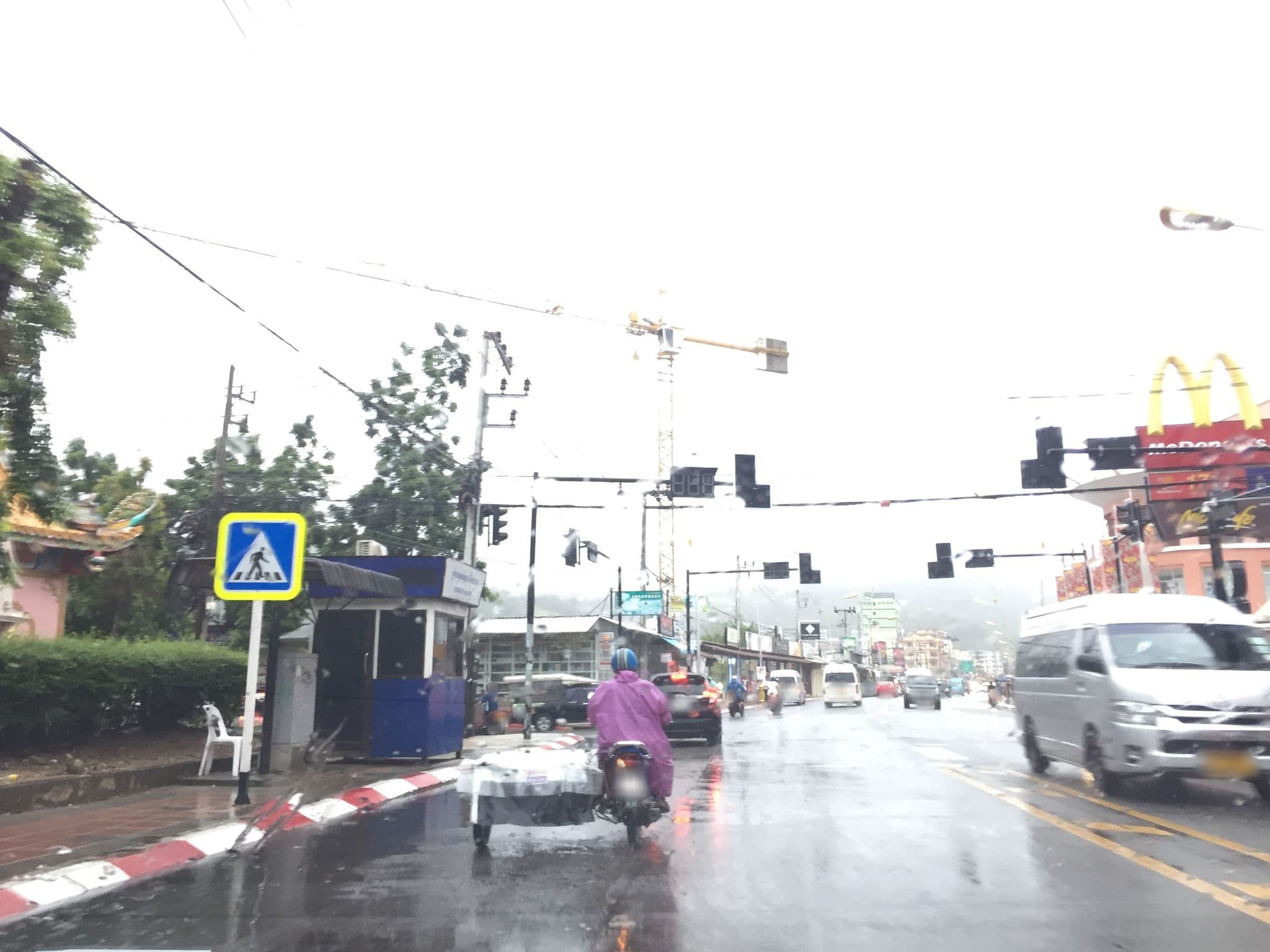 Street view near Tiger Complex Hotel, Patong