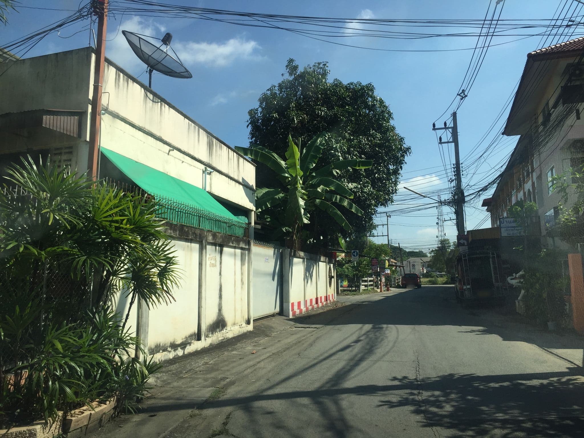 Street view near Banyindee, Chiang Mai