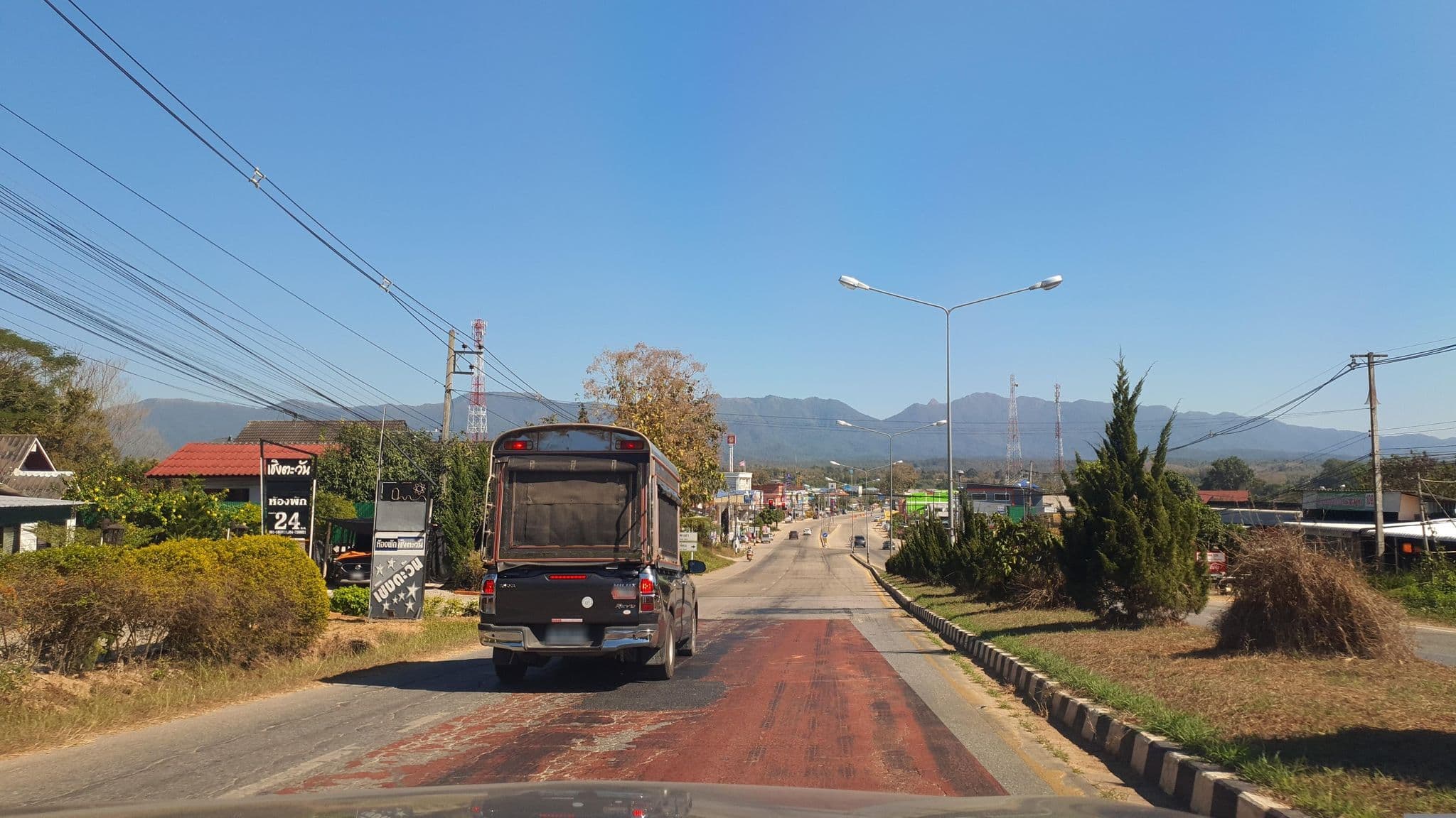 Street view near Hotel, Phayao — © jrcarlsen (CC BY-SA · Mapillary)
