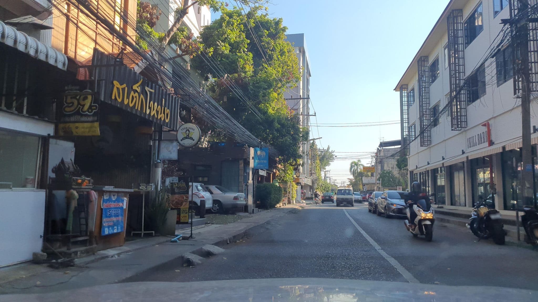 Street view near Lanna Tree Boutique Hotel, Chiang Mai