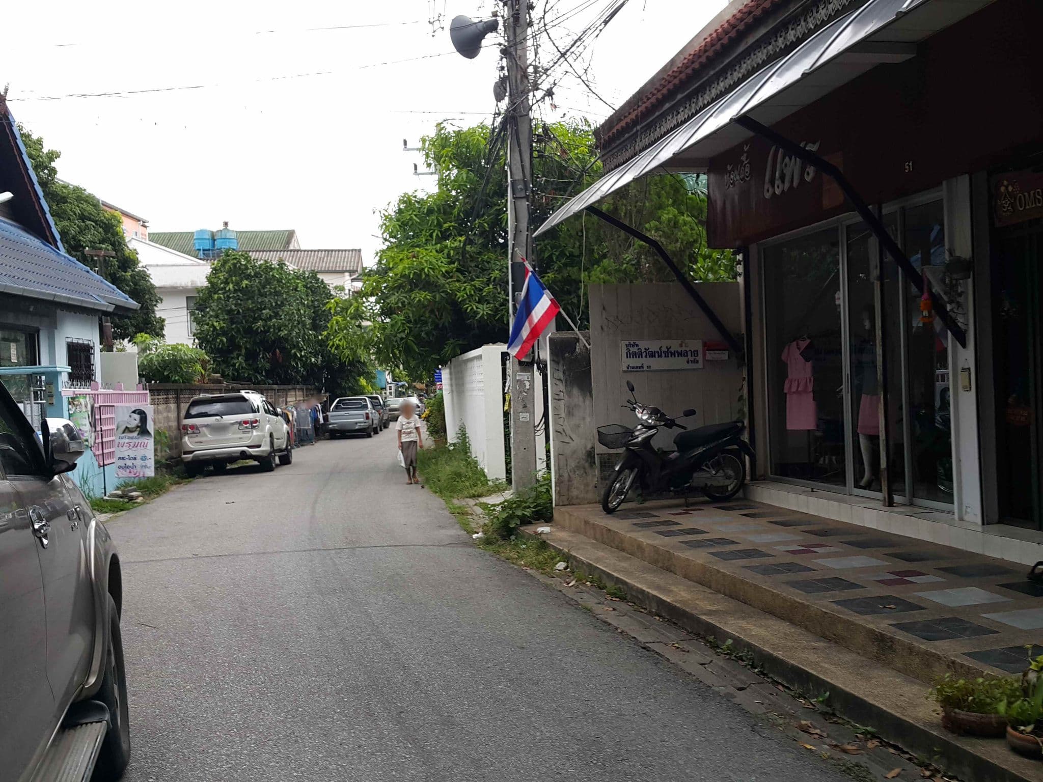 Street view near Lanna Tree Boutique Hotel, Chiang Mai