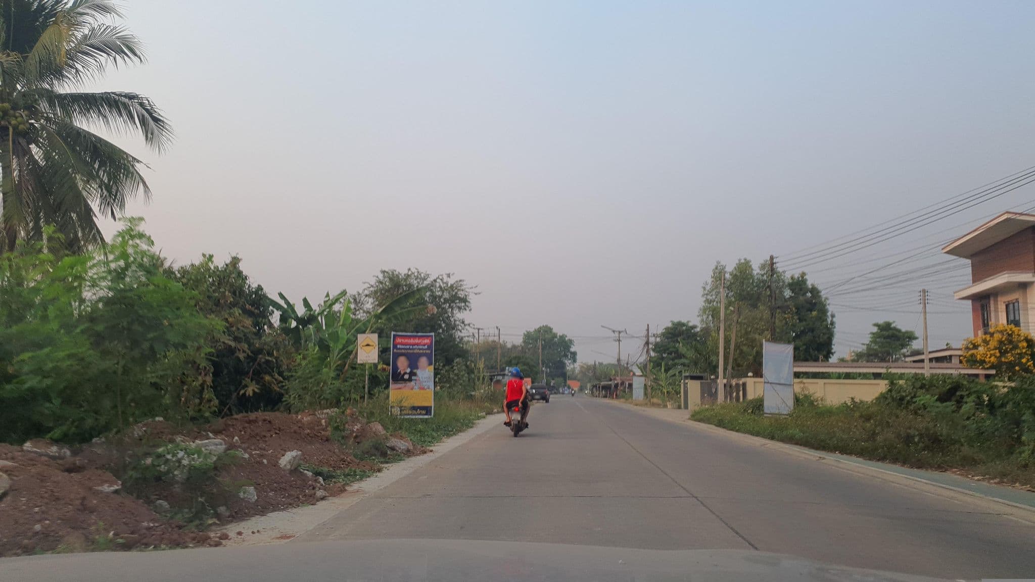 Street view near Homestay, Phitsanulok — © jrcarlsen (CC BY-SA · Mapillary)