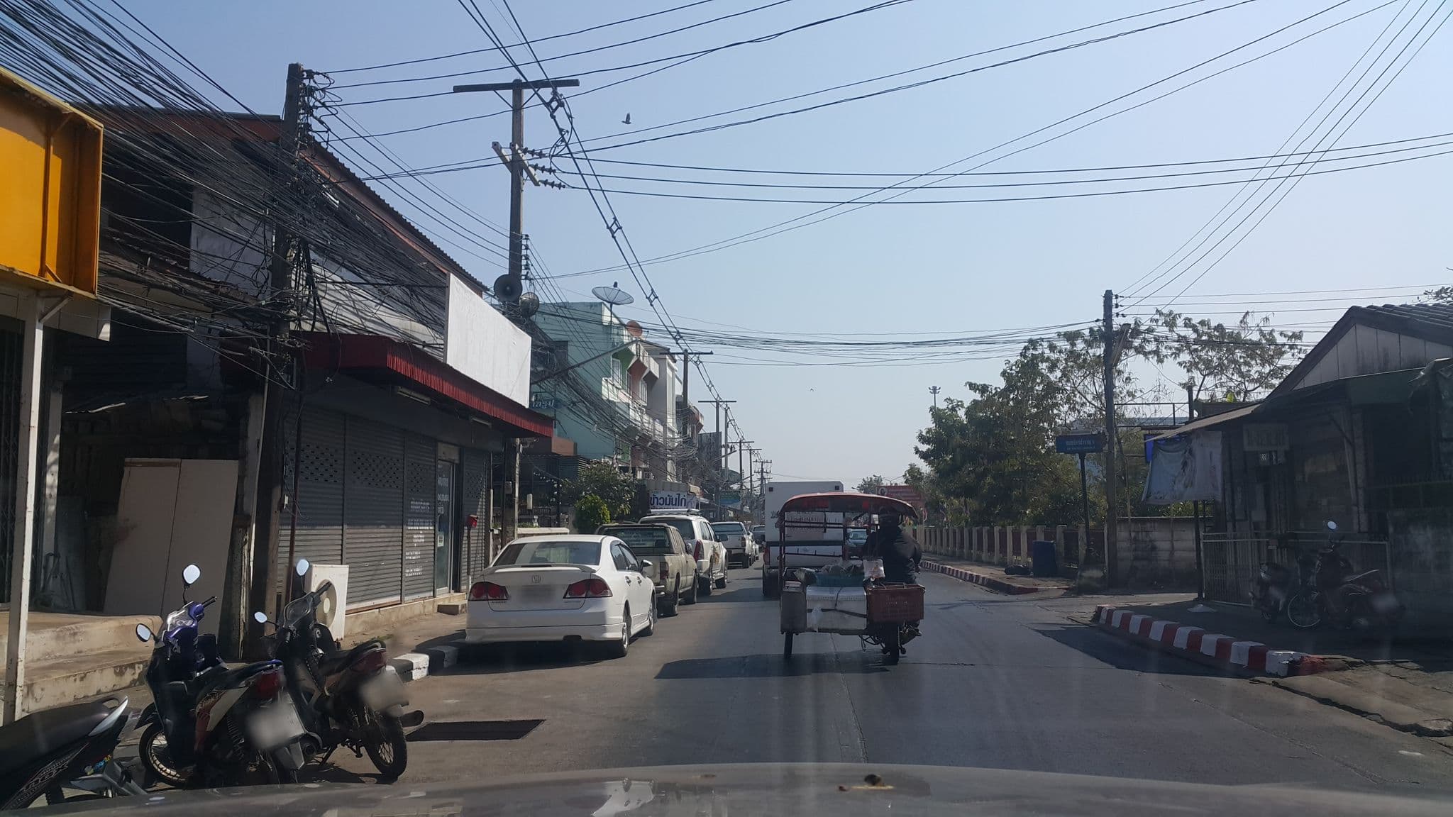 Street view near Ocean View Hotel, Khon Kaen — © jrcarlsen (CC BY-SA · Mapillary)