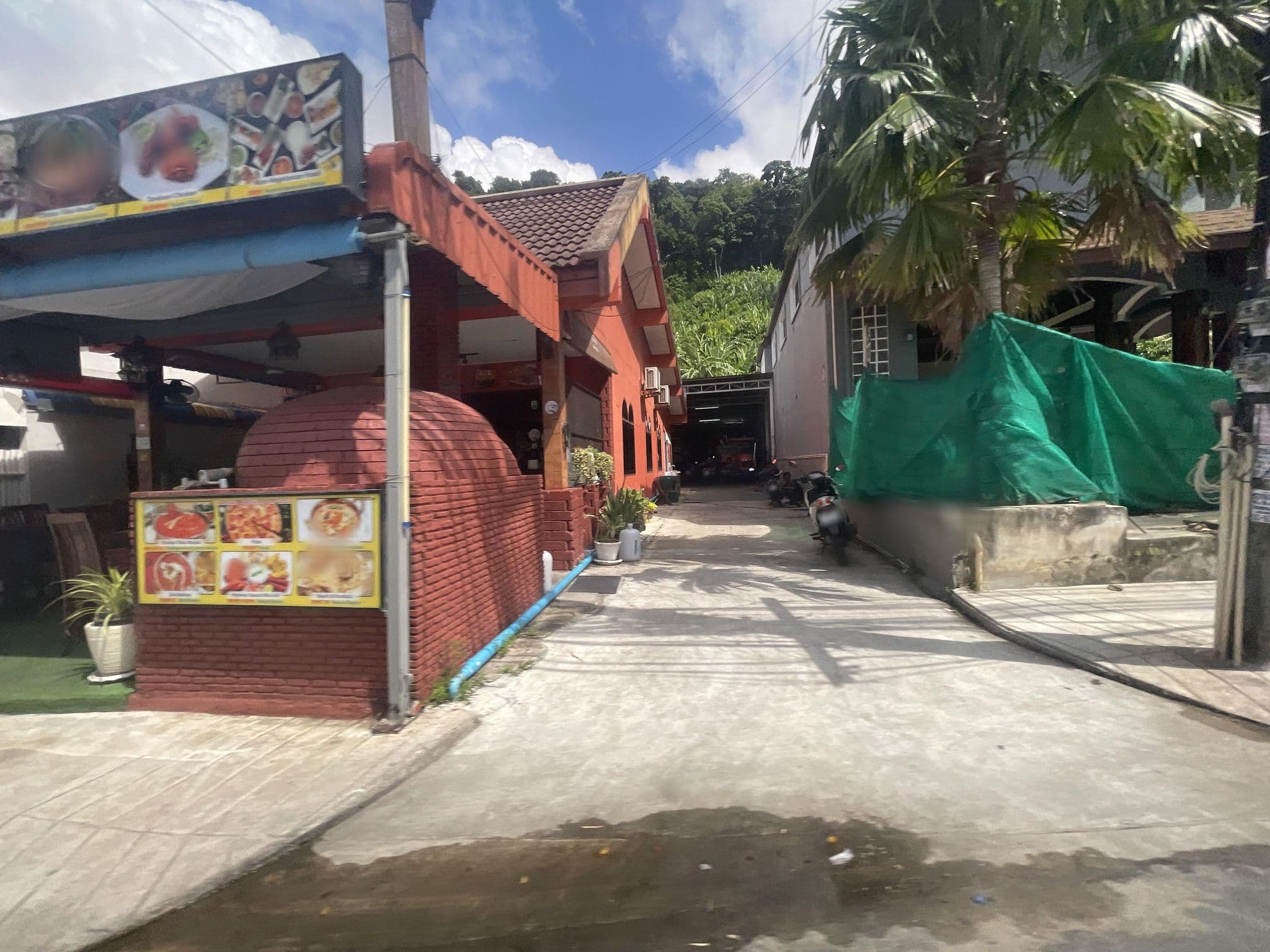 Street view near Kata View, Ban Kata