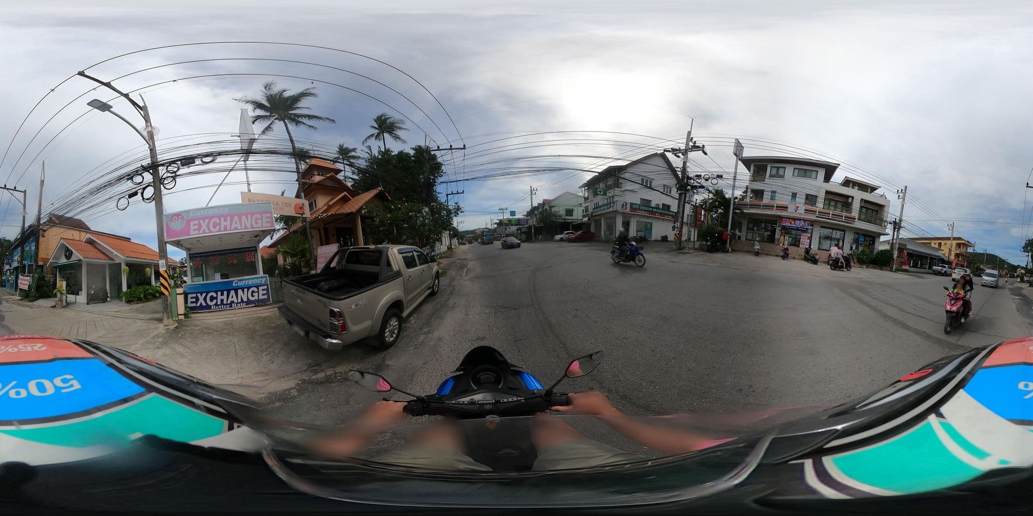 Street view near Dome Lay Beach Resort, Ko Samui