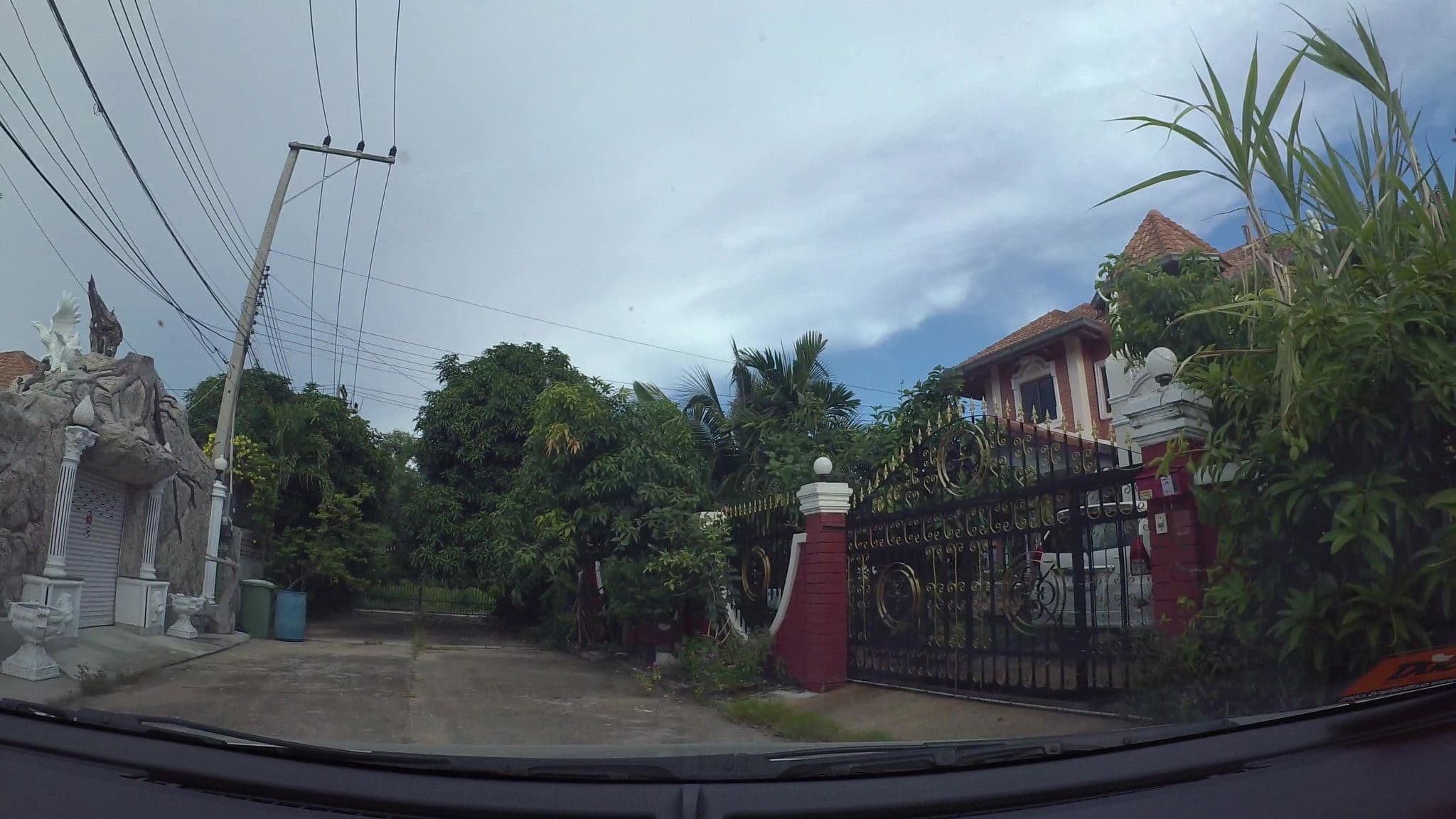 Street view near JOOPLAND Luxury Pool Villa Pattaya Walking Street, Pattaya — © kaart_3 (CC BY-SA · Mapillary)