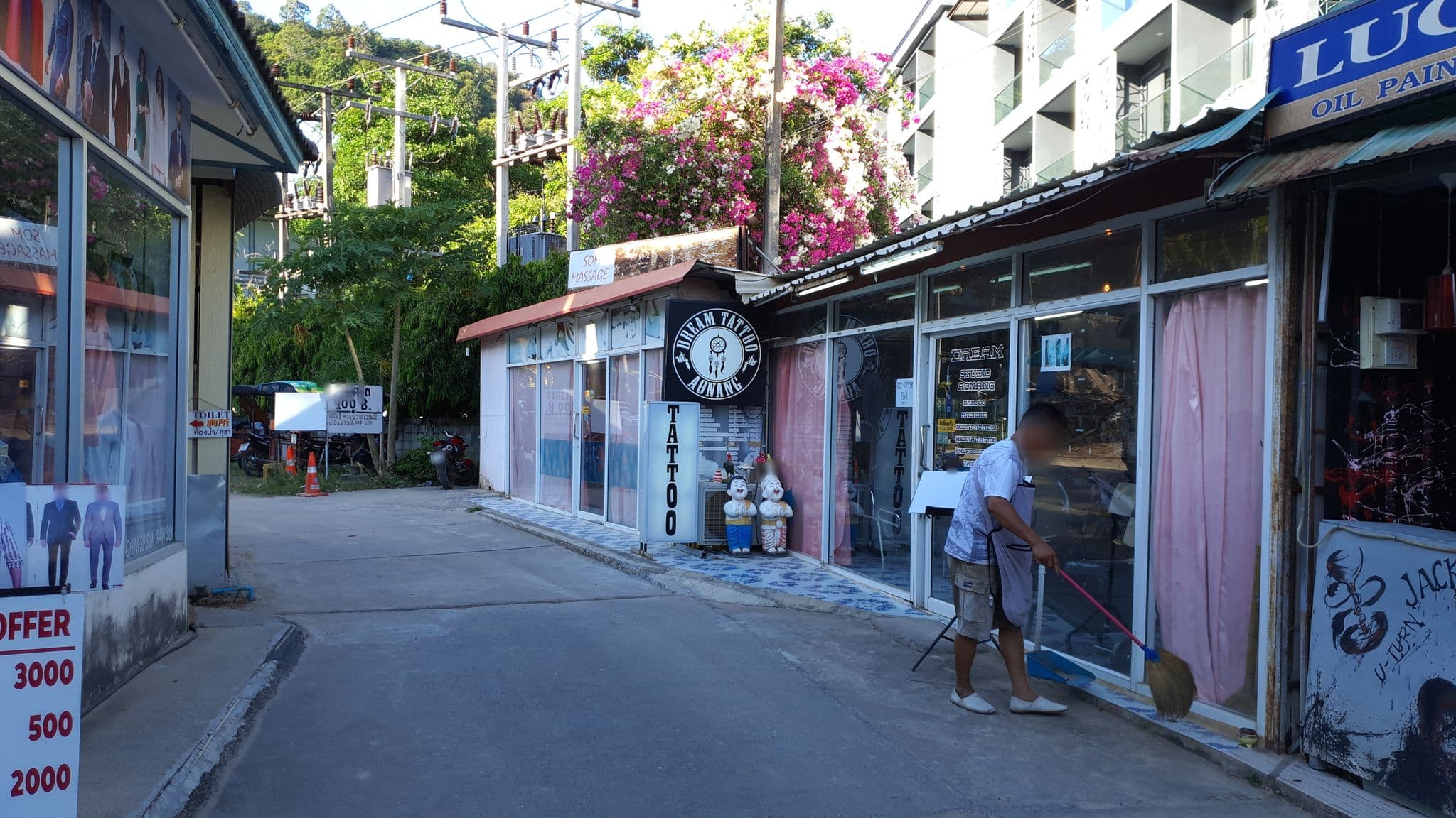 Street view near Wake Up Aonang, Ban Ao Nang