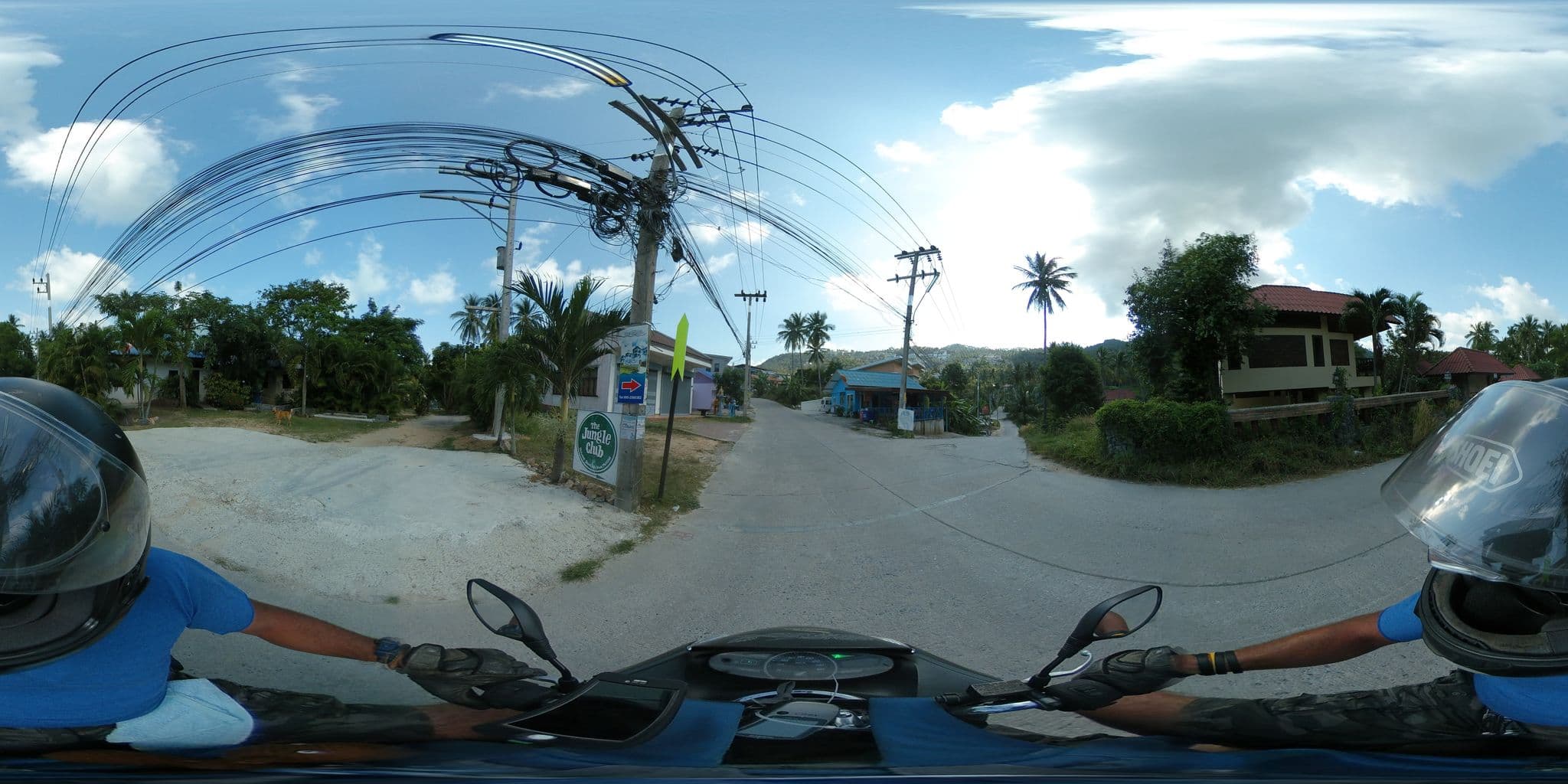 Street view near Secret Cottages, Ko Samui