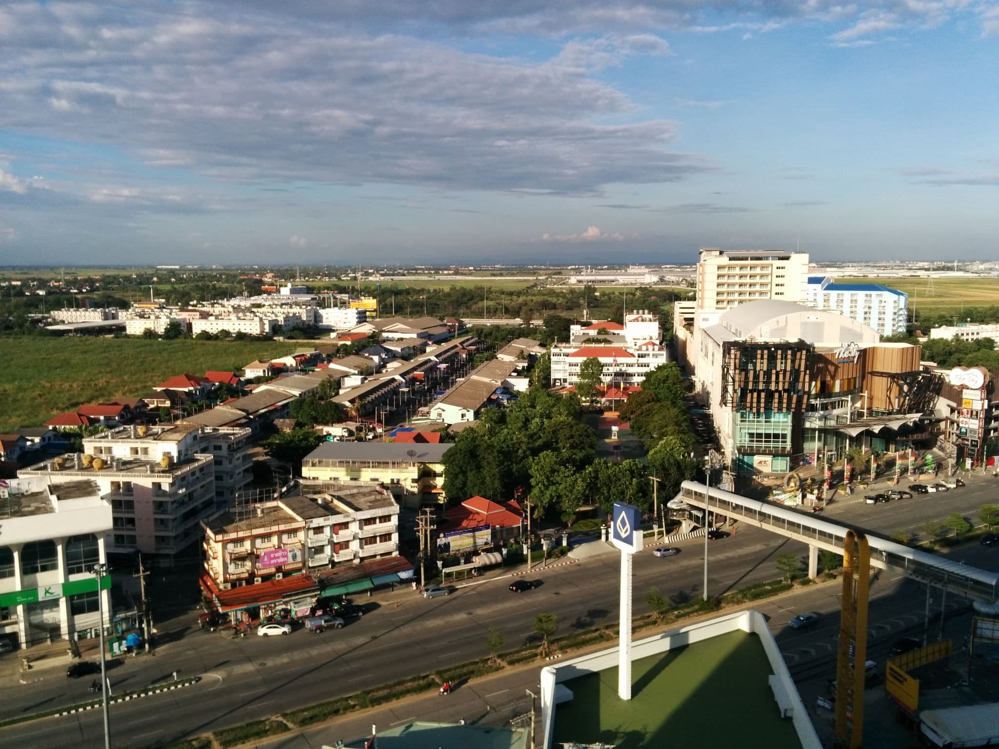 Street view near Kantary, Phra Nakhon Si Ayutthaya