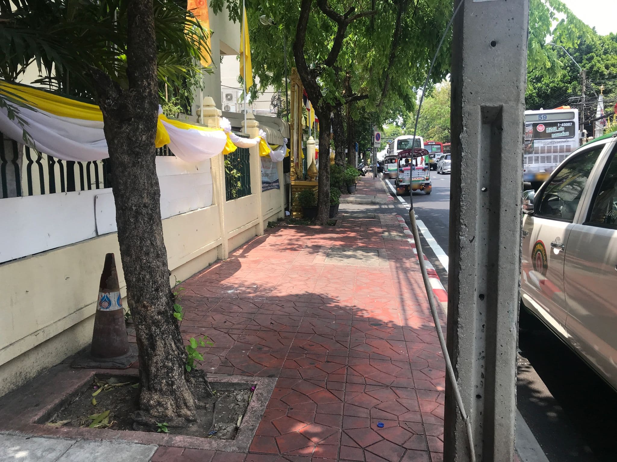 Street view near Thara House, Bang Yi Khan — © naaao5228 (CC BY-SA · Mapillary)
