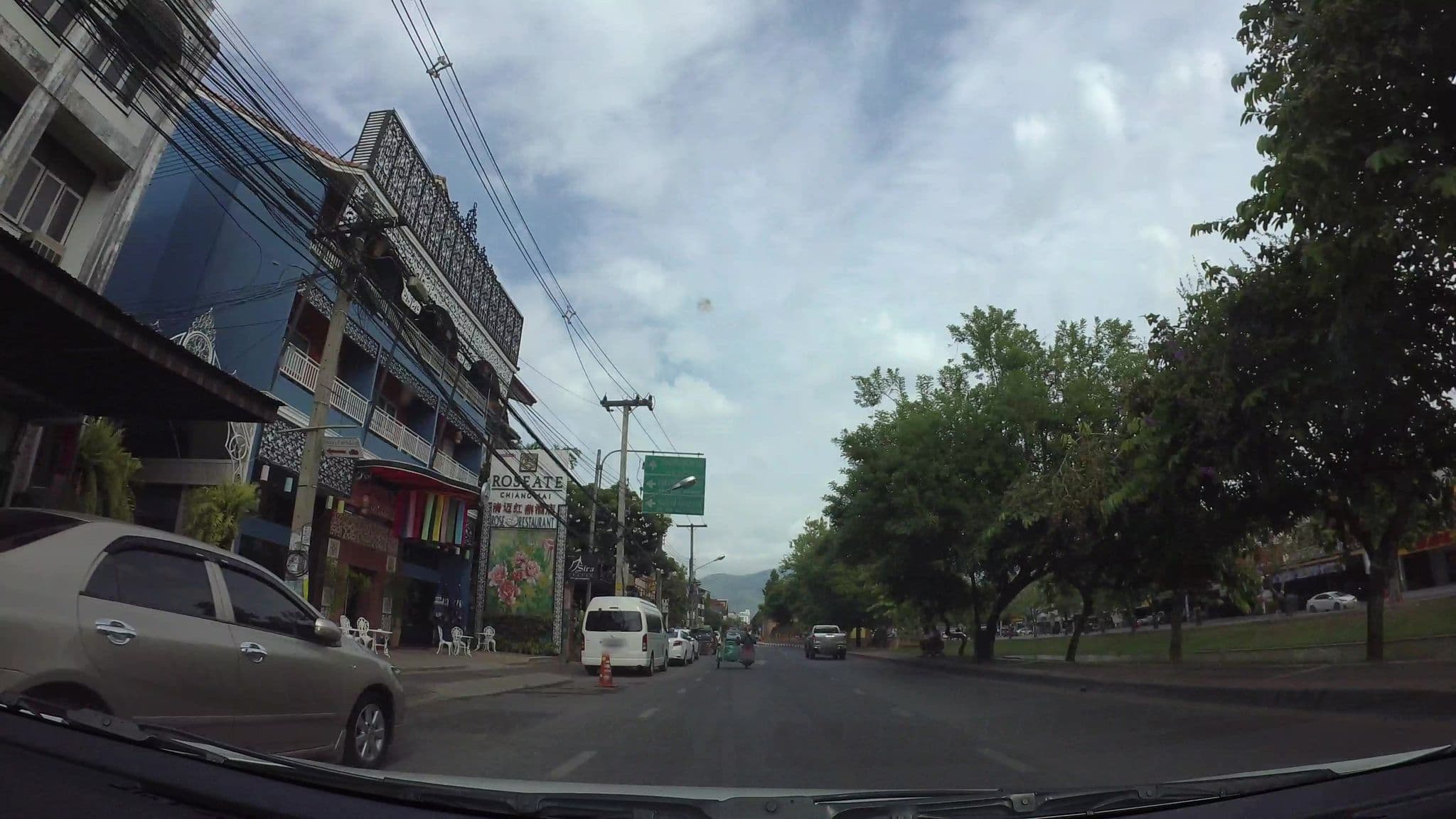 Street view near Roseate Hotel, Chiang Mai