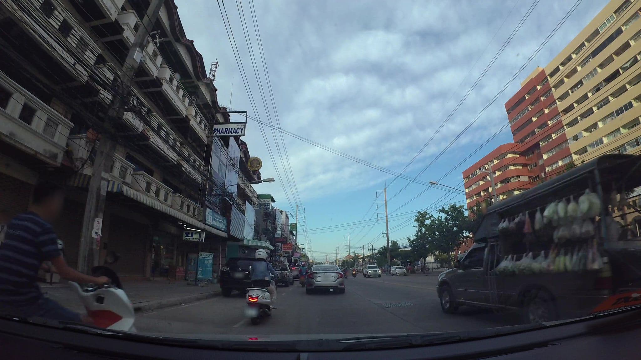 Street view near Inter Place, Pattaya — © kaart_3 (CC BY-SA · Mapillary)